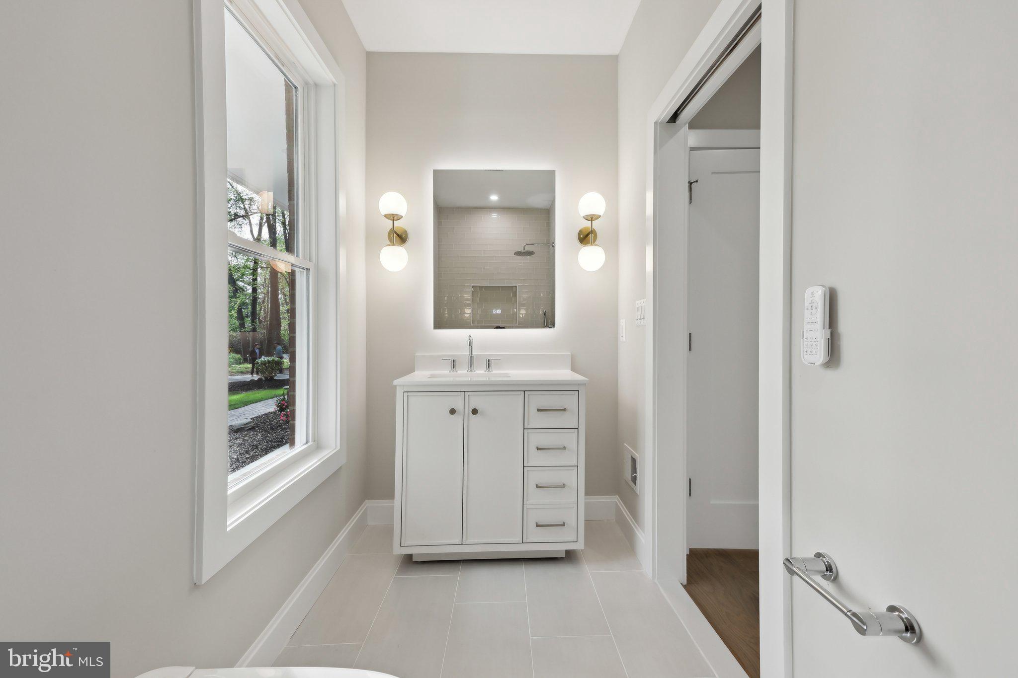 VALE SPRING WOODS - Residential