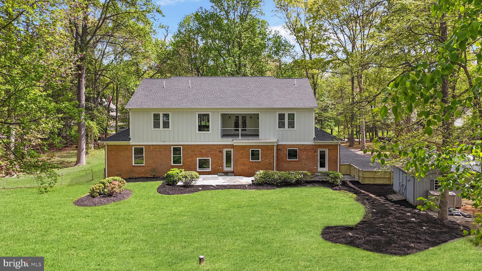 VALE SPRING WOODS - Residential