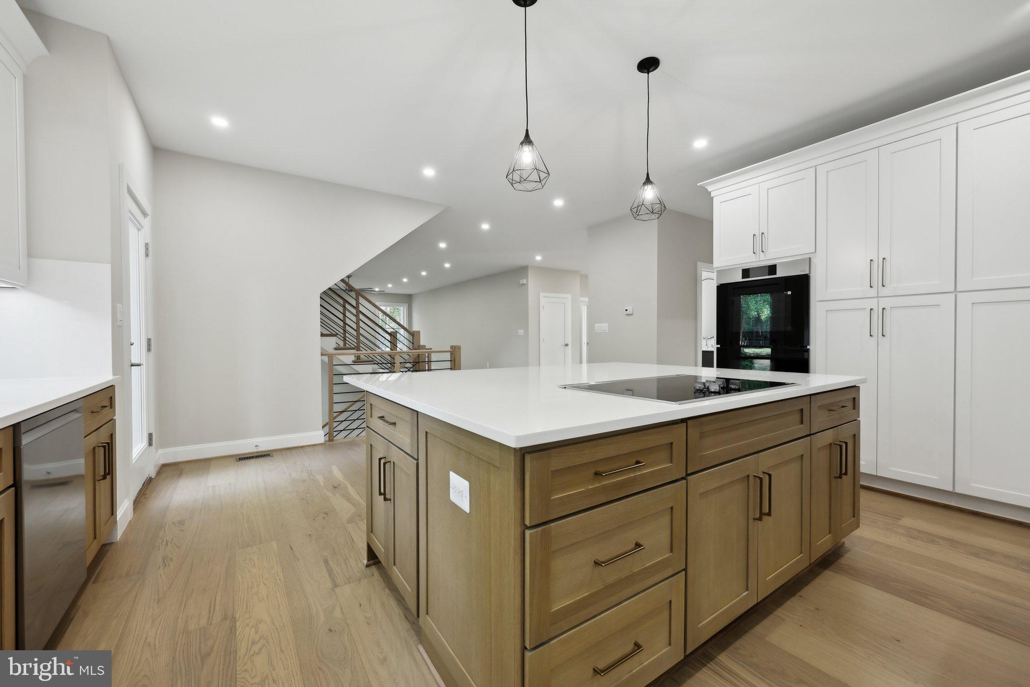 VALE SPRING WOODS - Residential