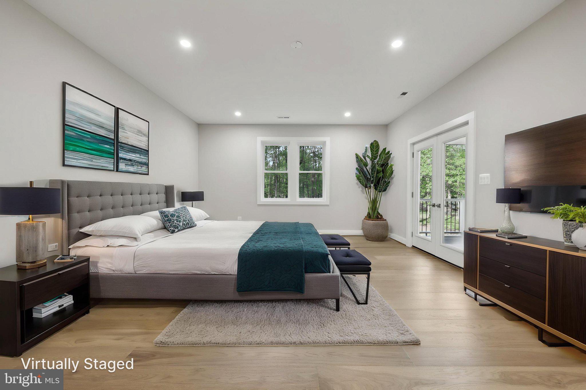 VALE SPRING WOODS - Residential