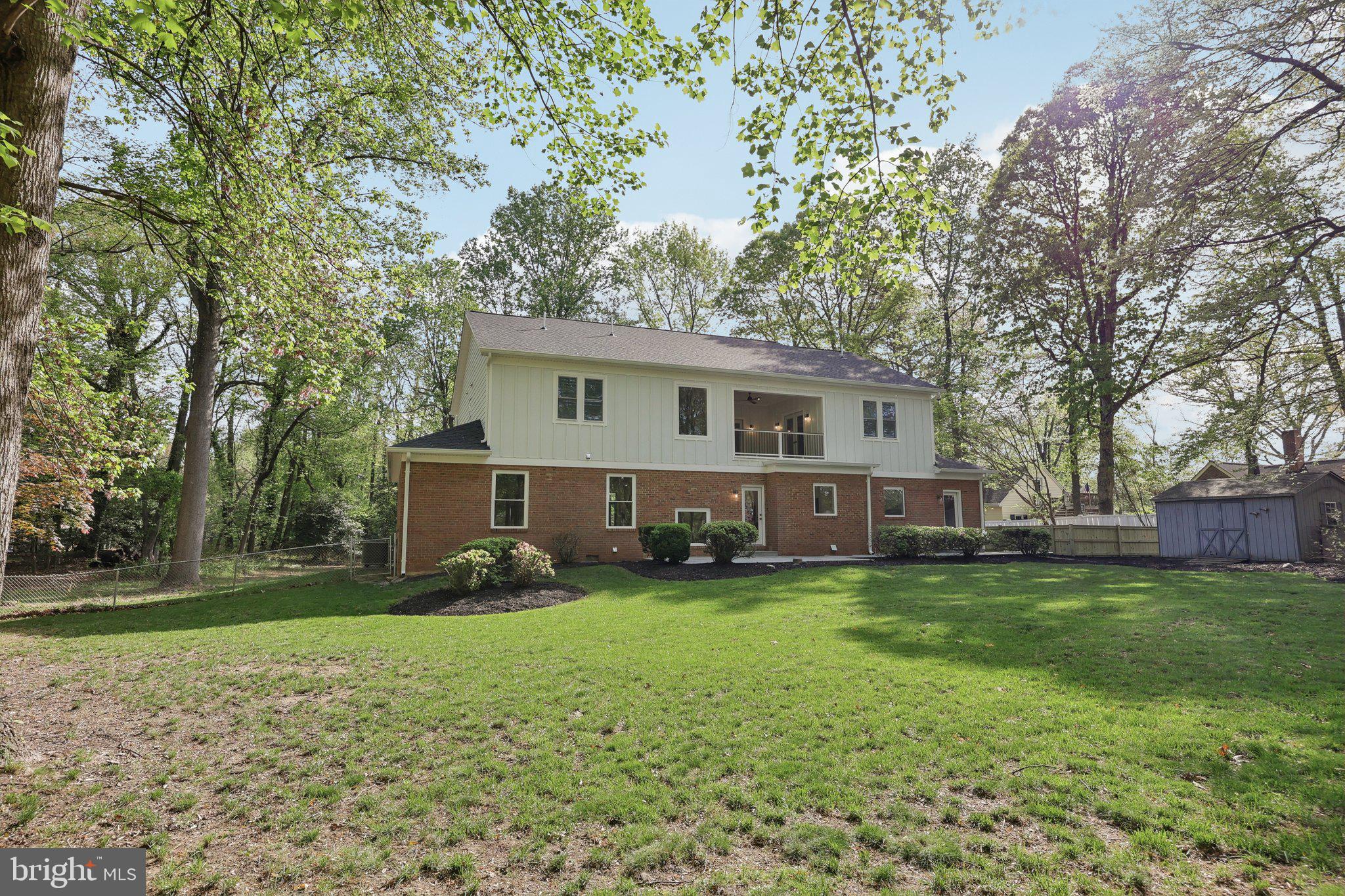 VALE SPRING WOODS - Residential