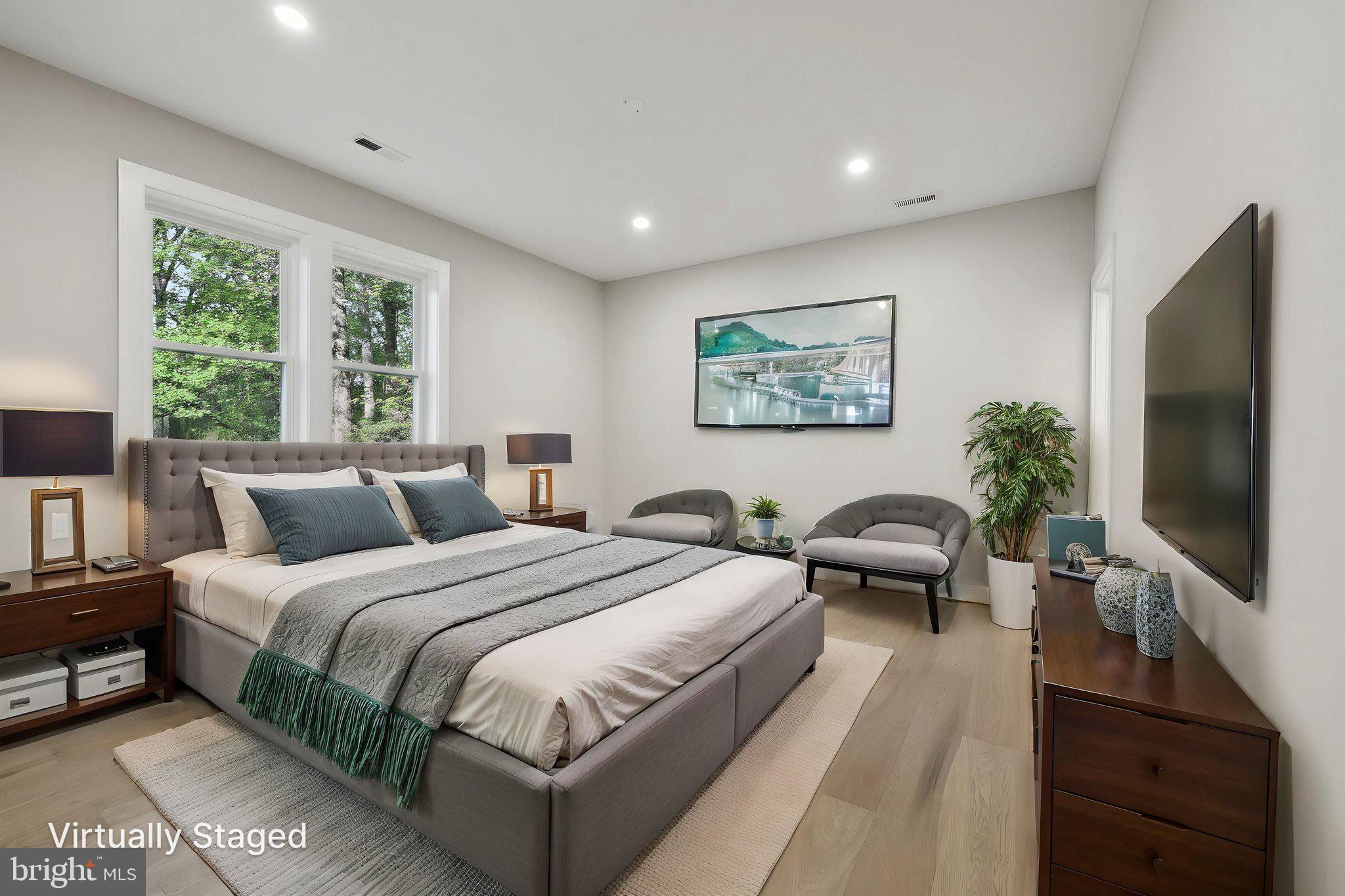 VALE SPRING WOODS - Residential