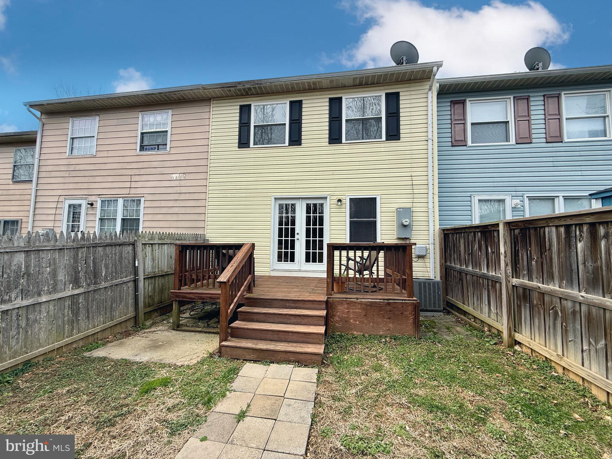 BATTLETOWN - Residential