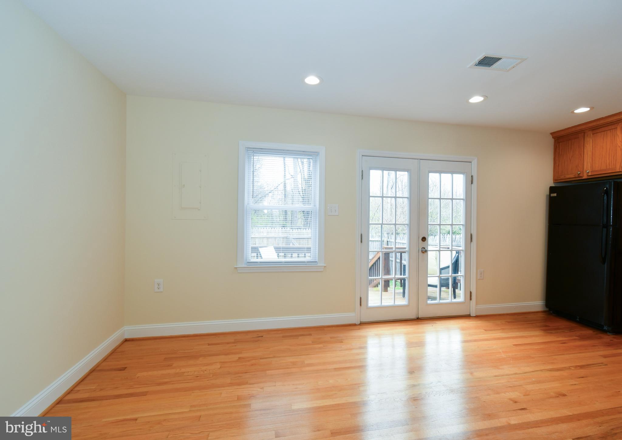 BATTLETOWN - Residential