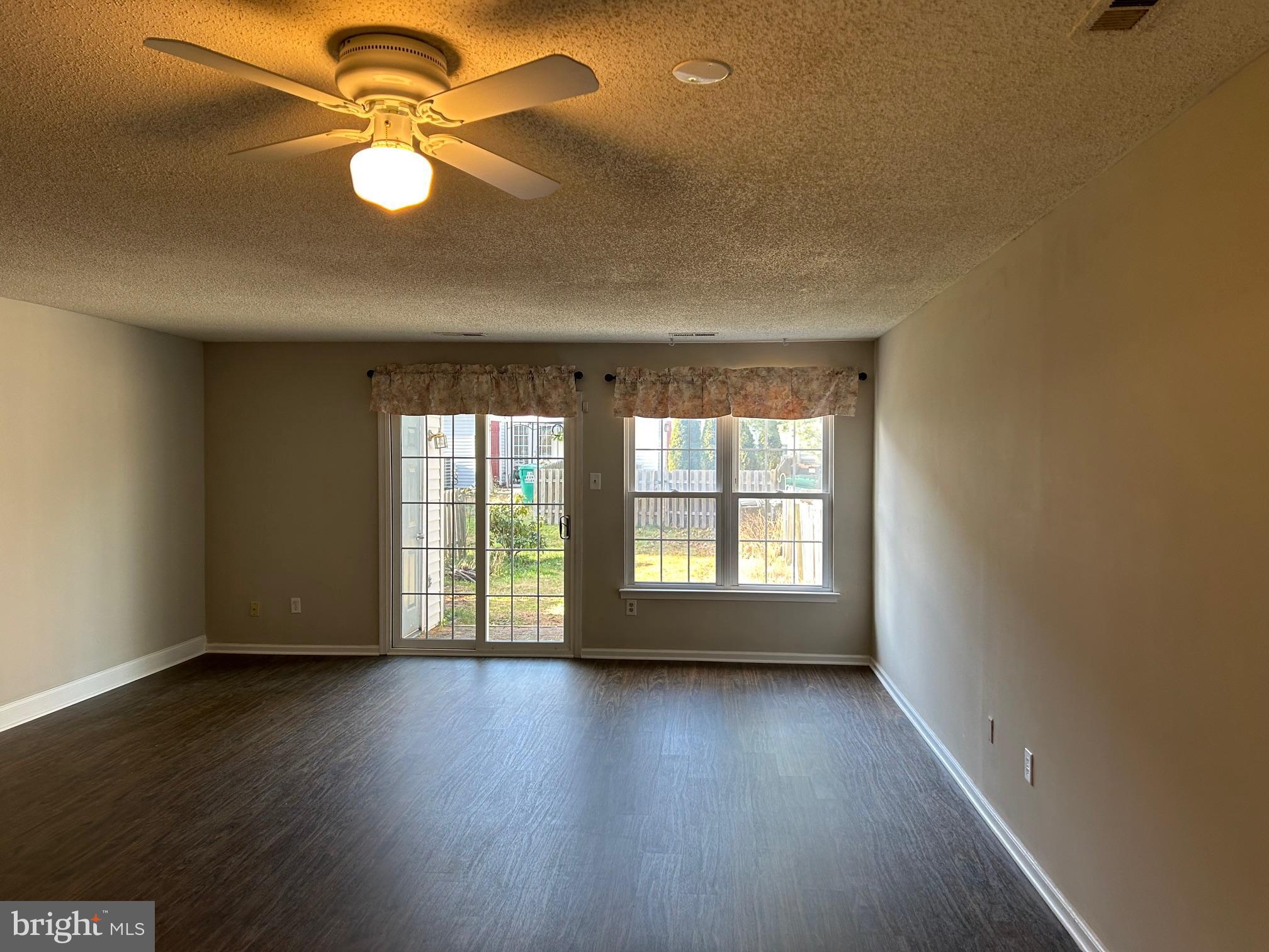 VILLAGE SHIRES - Residential Lease