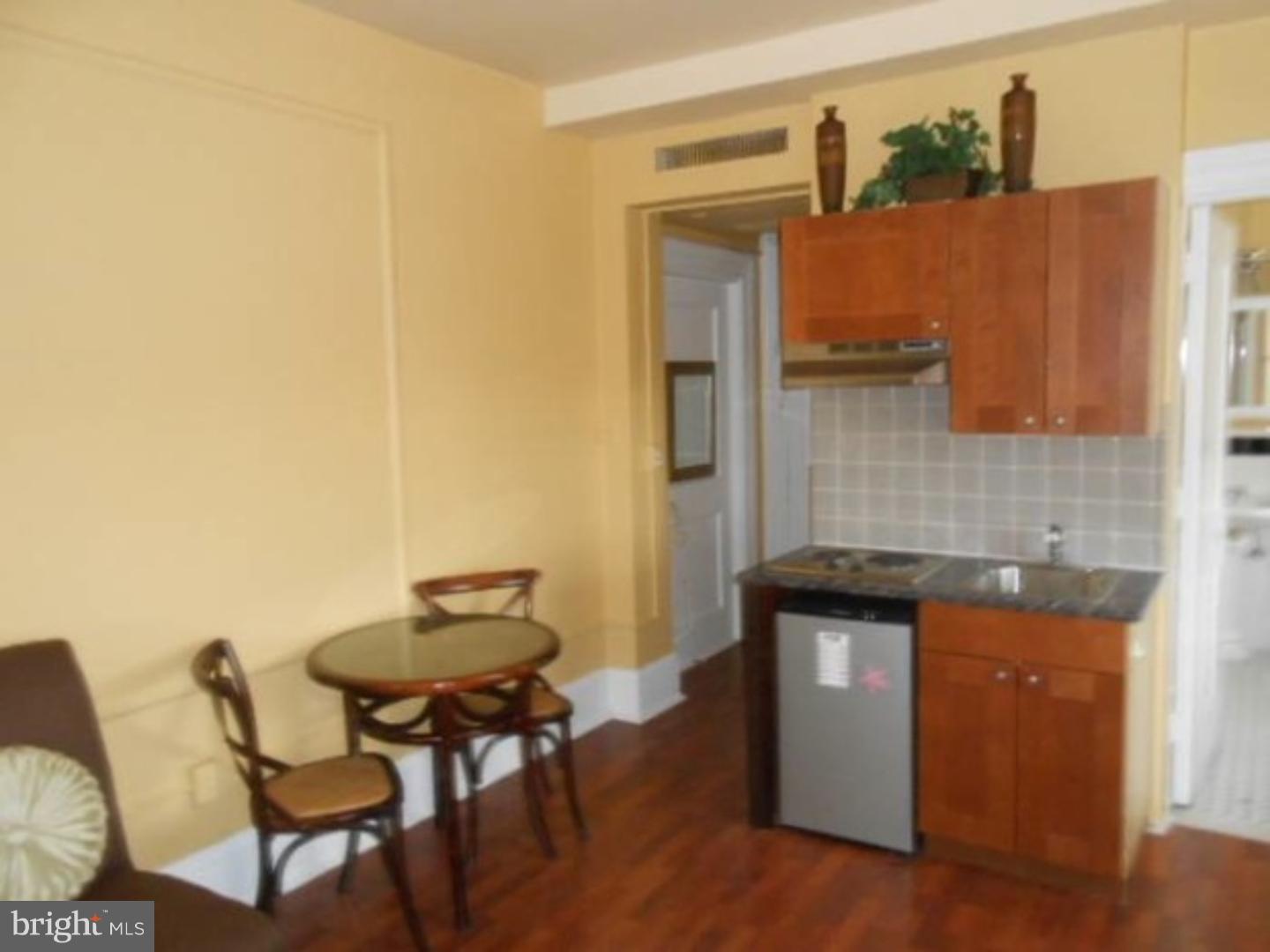 WASHINGTON SQ WEST - Residential Lease