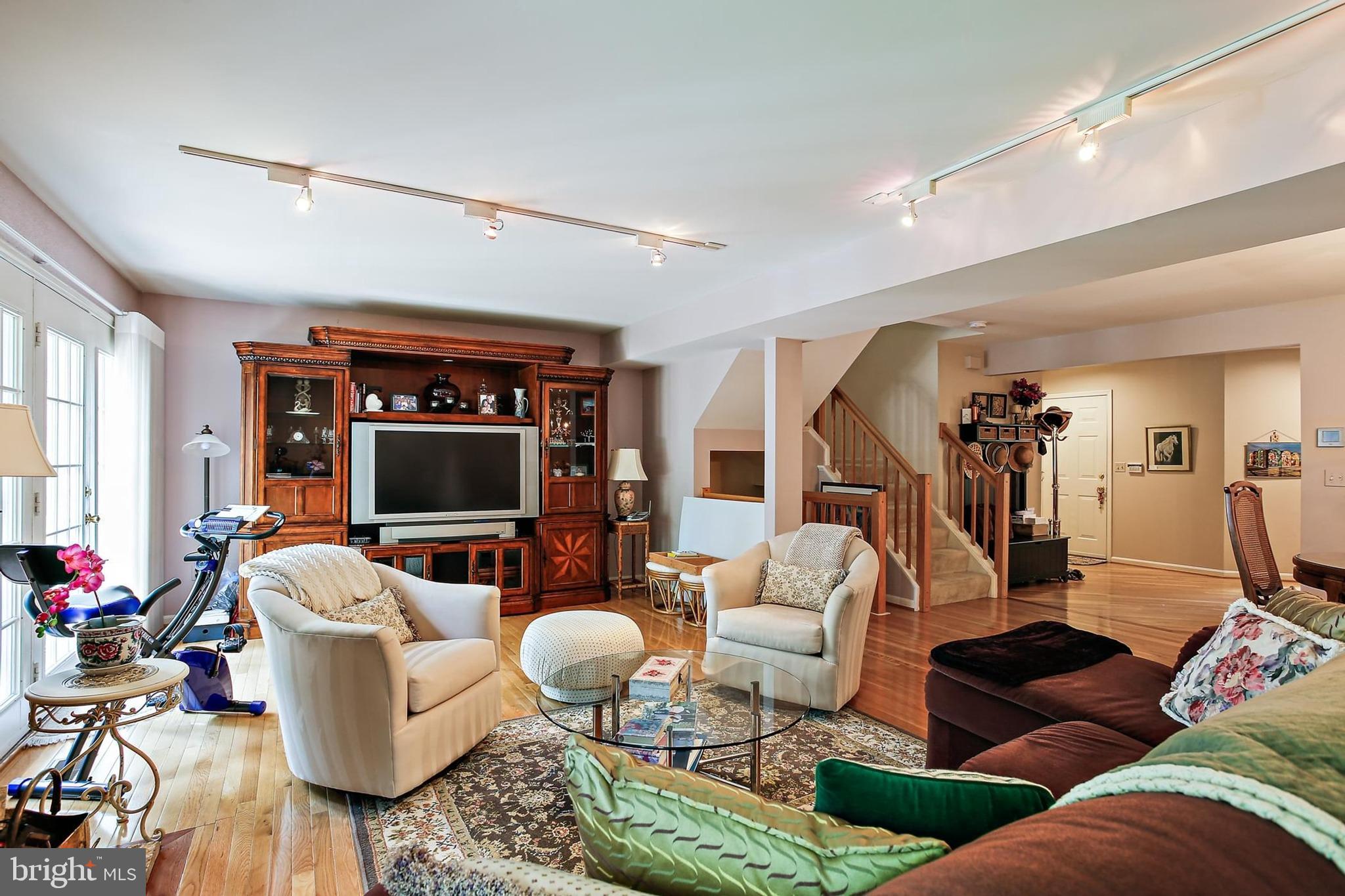 GREENE TREE - Residential
