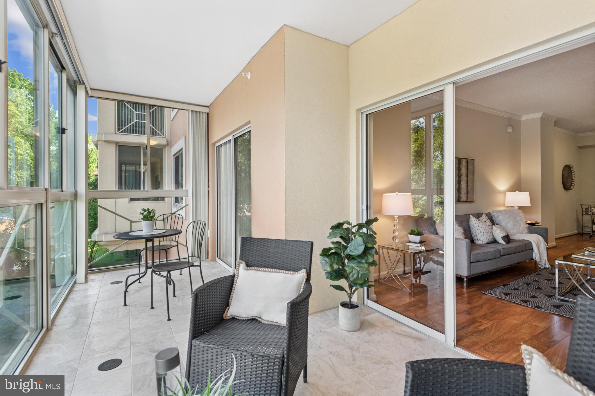 LEISURE WORLD - Residential