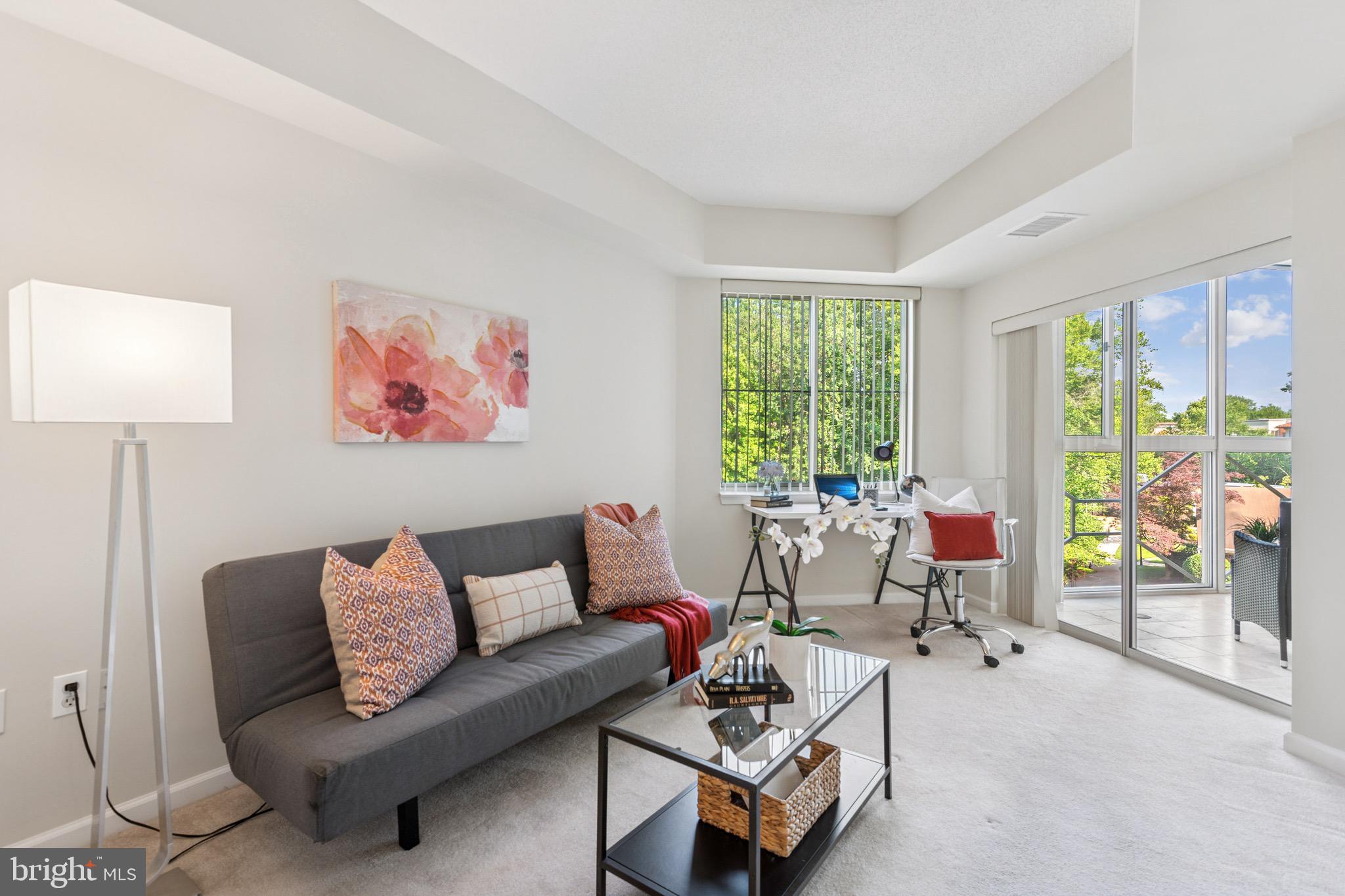 LEISURE WORLD - Residential