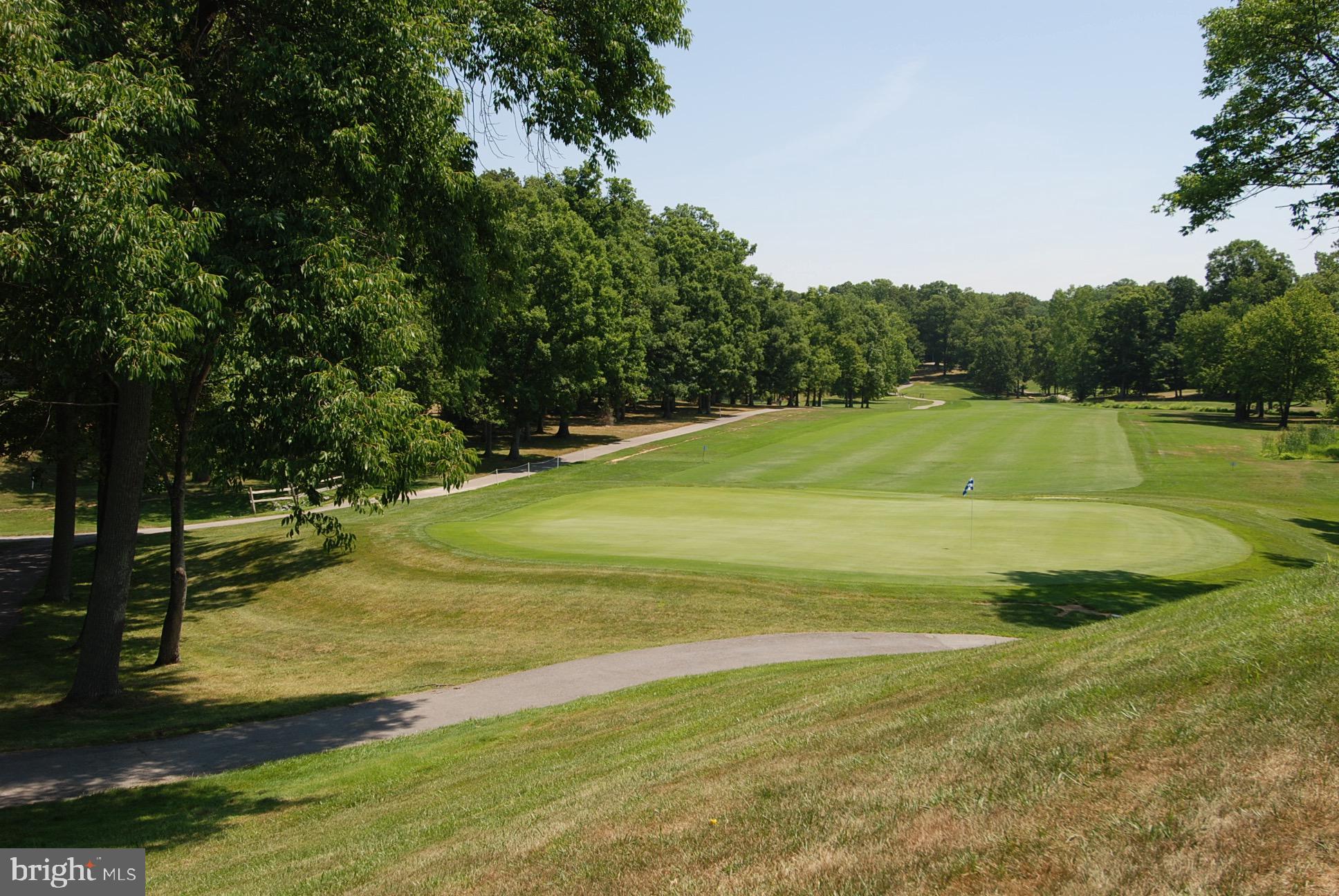 LEISURE WORLD - Residential