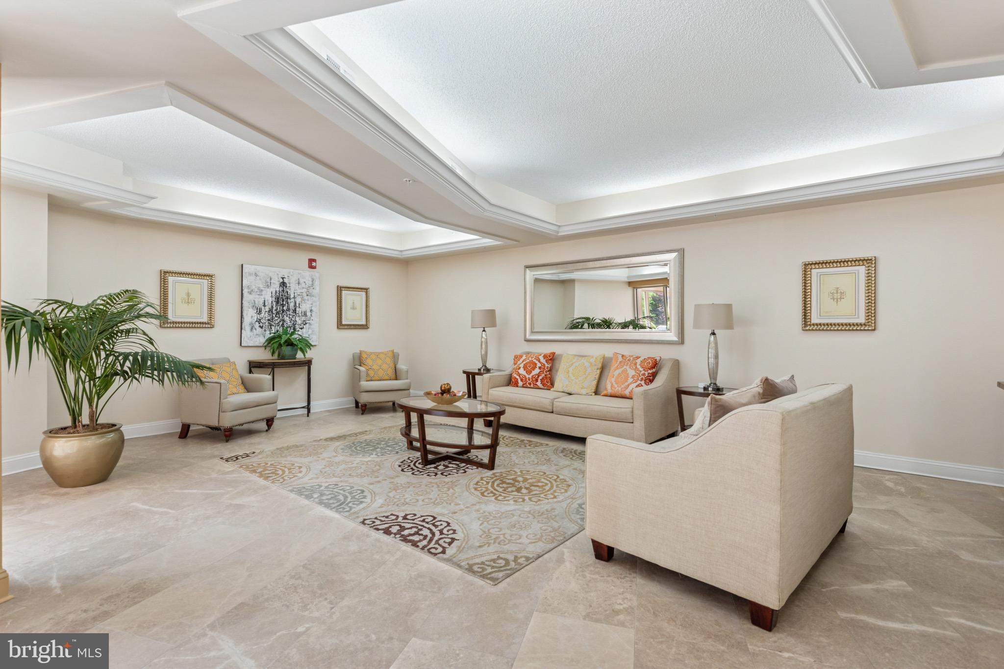 LEISURE WORLD - Residential