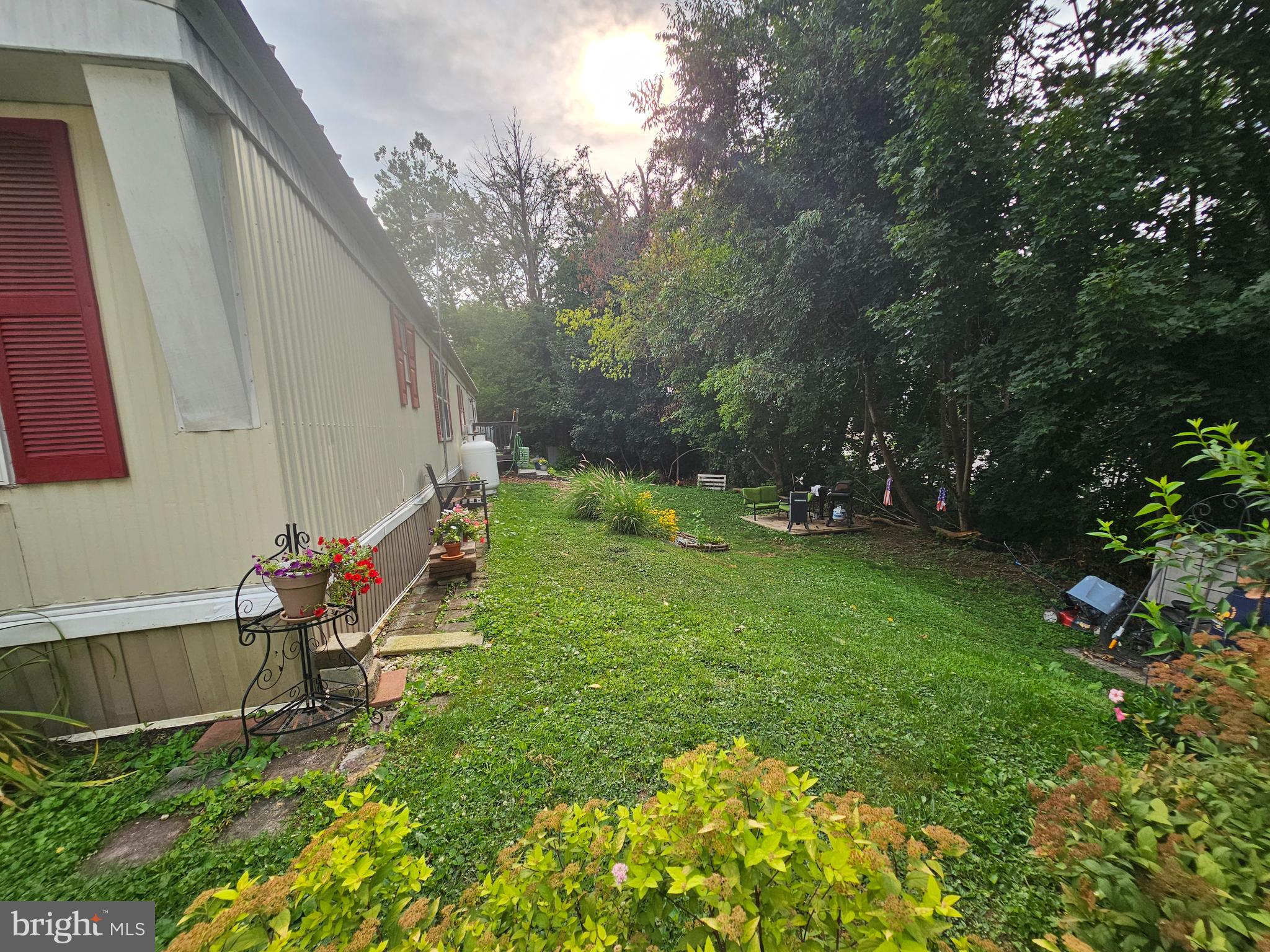 709 PRIMROSE LANE