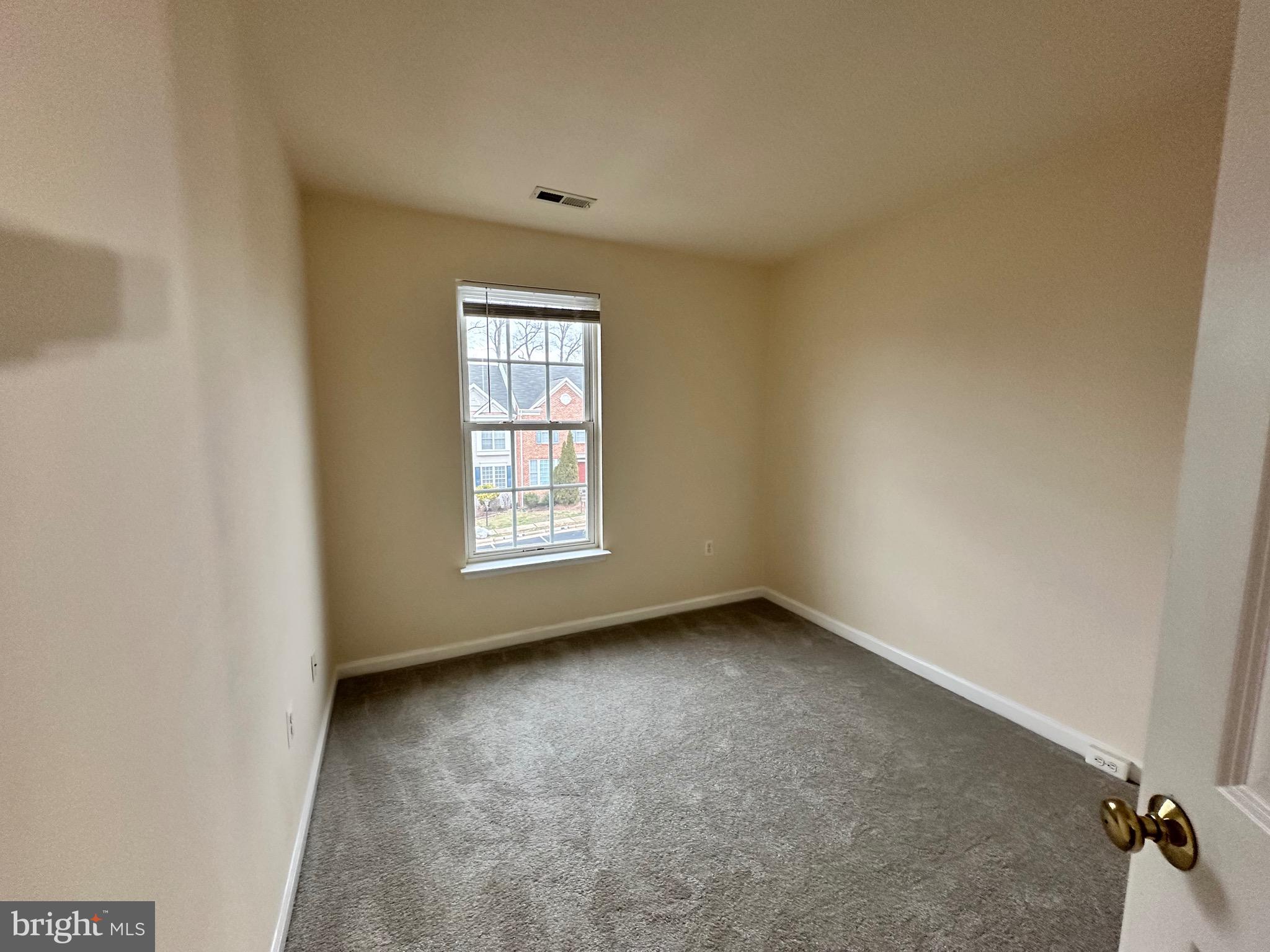 AZALEA WOODS - Residential Lease