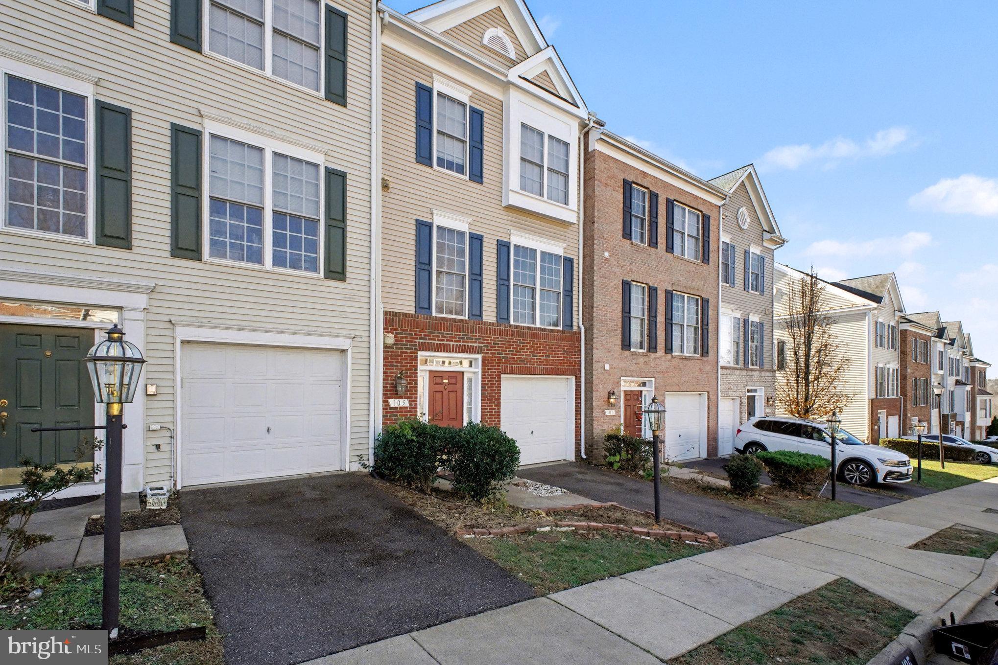 AZALEA WOODS - Residential Lease