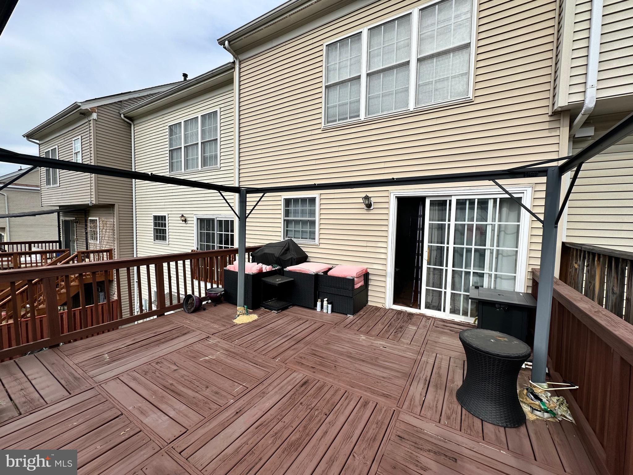 AZALEA WOODS - Residential Lease