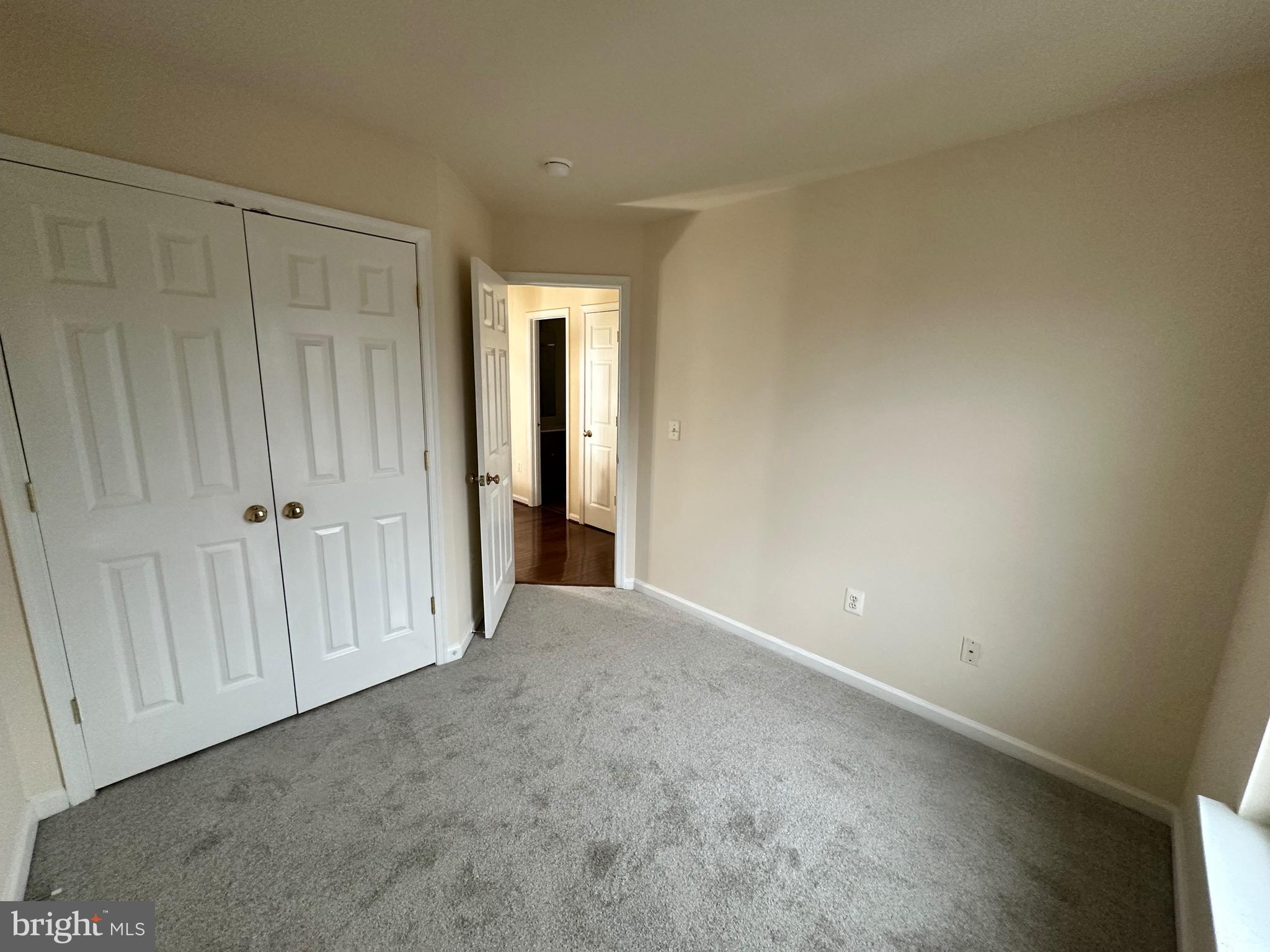 AZALEA WOODS - Residential Lease