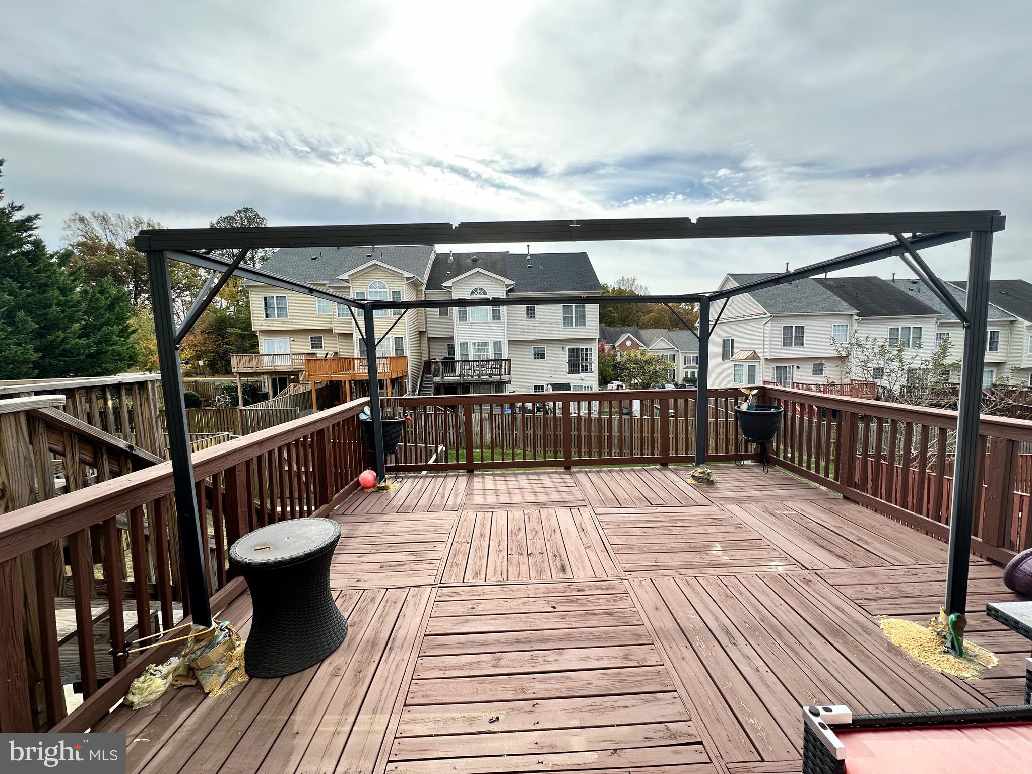 AZALEA WOODS - Residential Lease