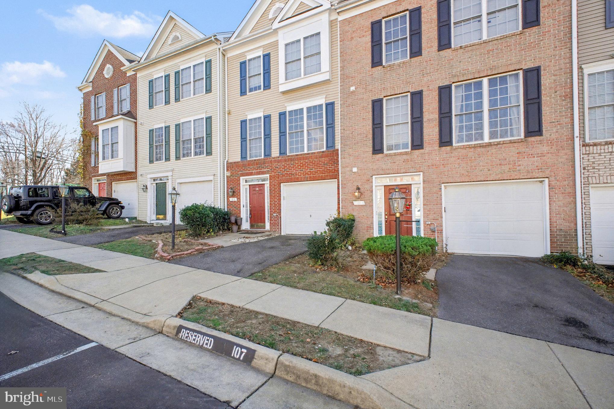 AZALEA WOODS - Residential Lease