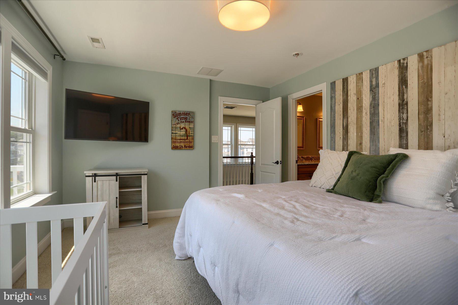 GABLERS SHORE - Residential