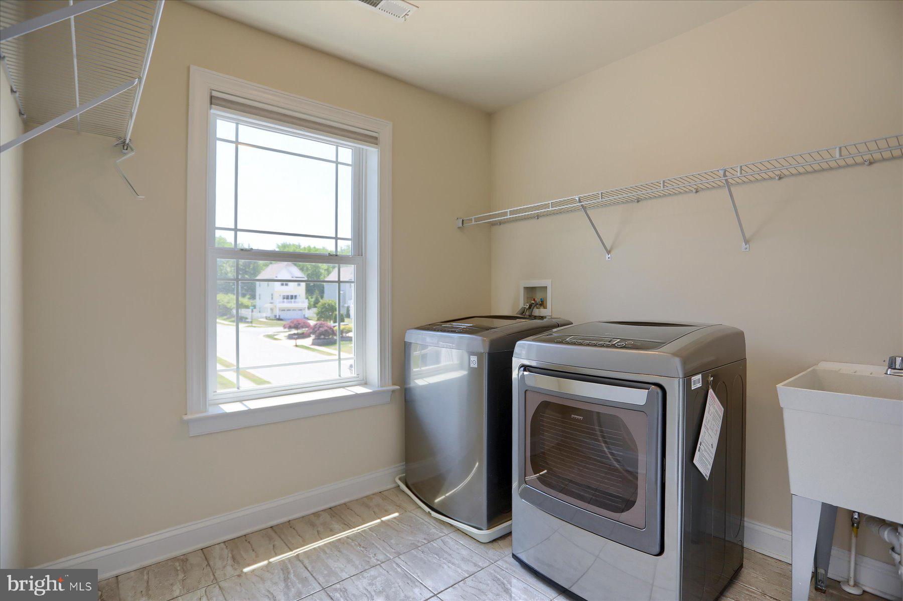 GABLERS SHORE - Residential