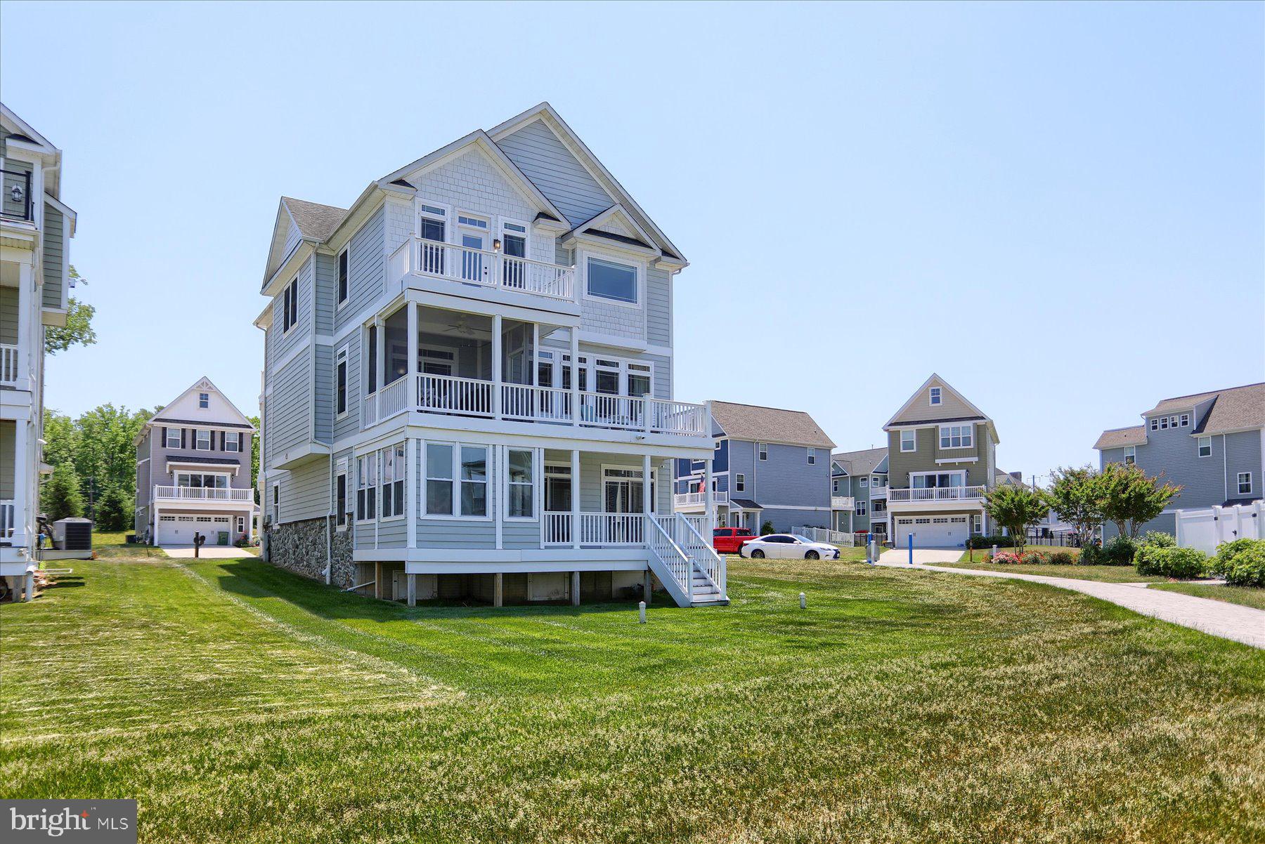 GABLERS SHORE - Residential