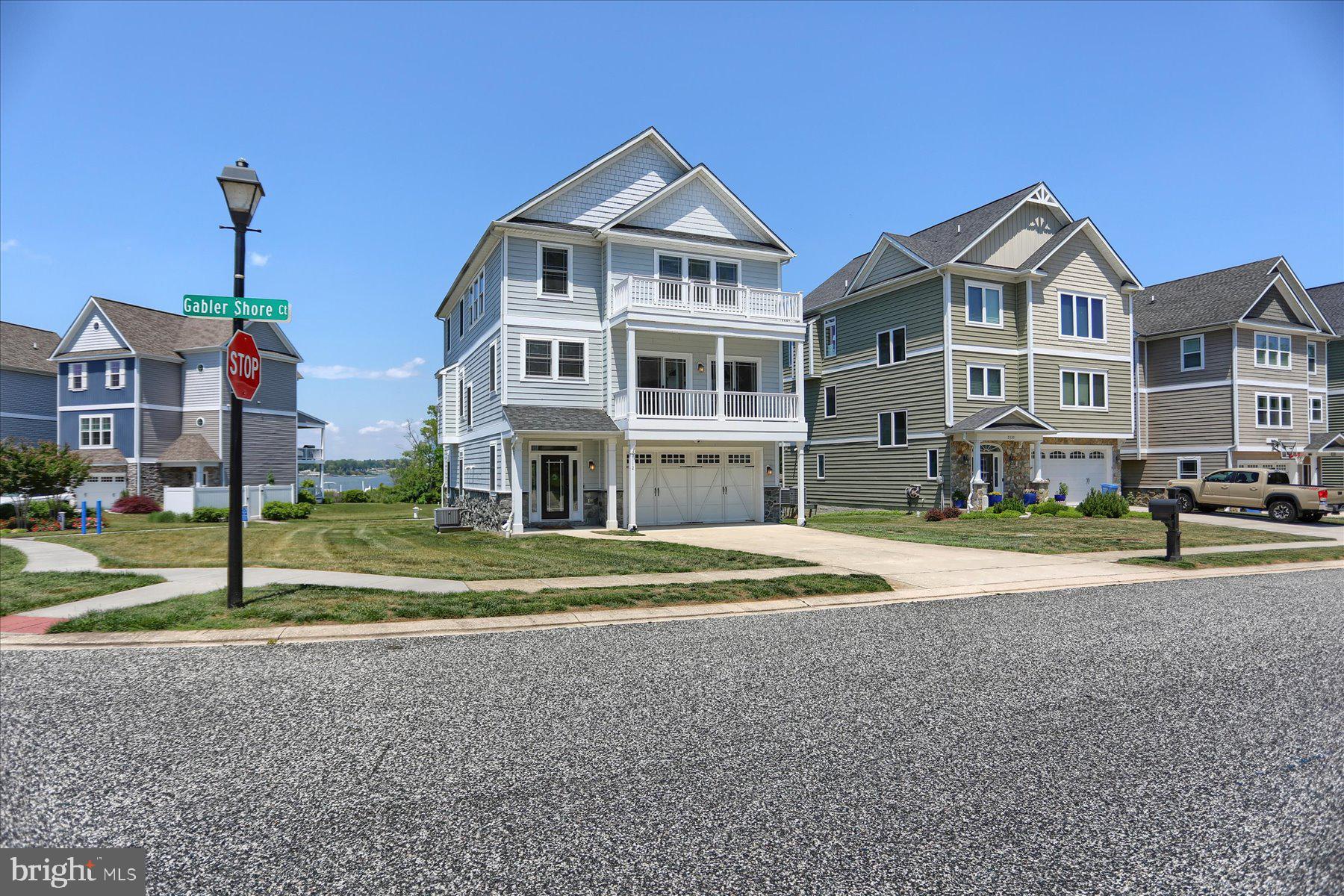 GABLERS SHORE - Residential