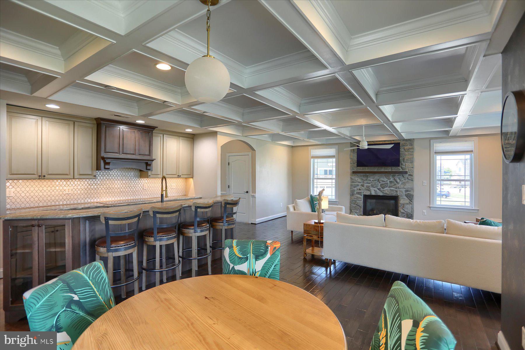 GABLERS SHORE - Residential