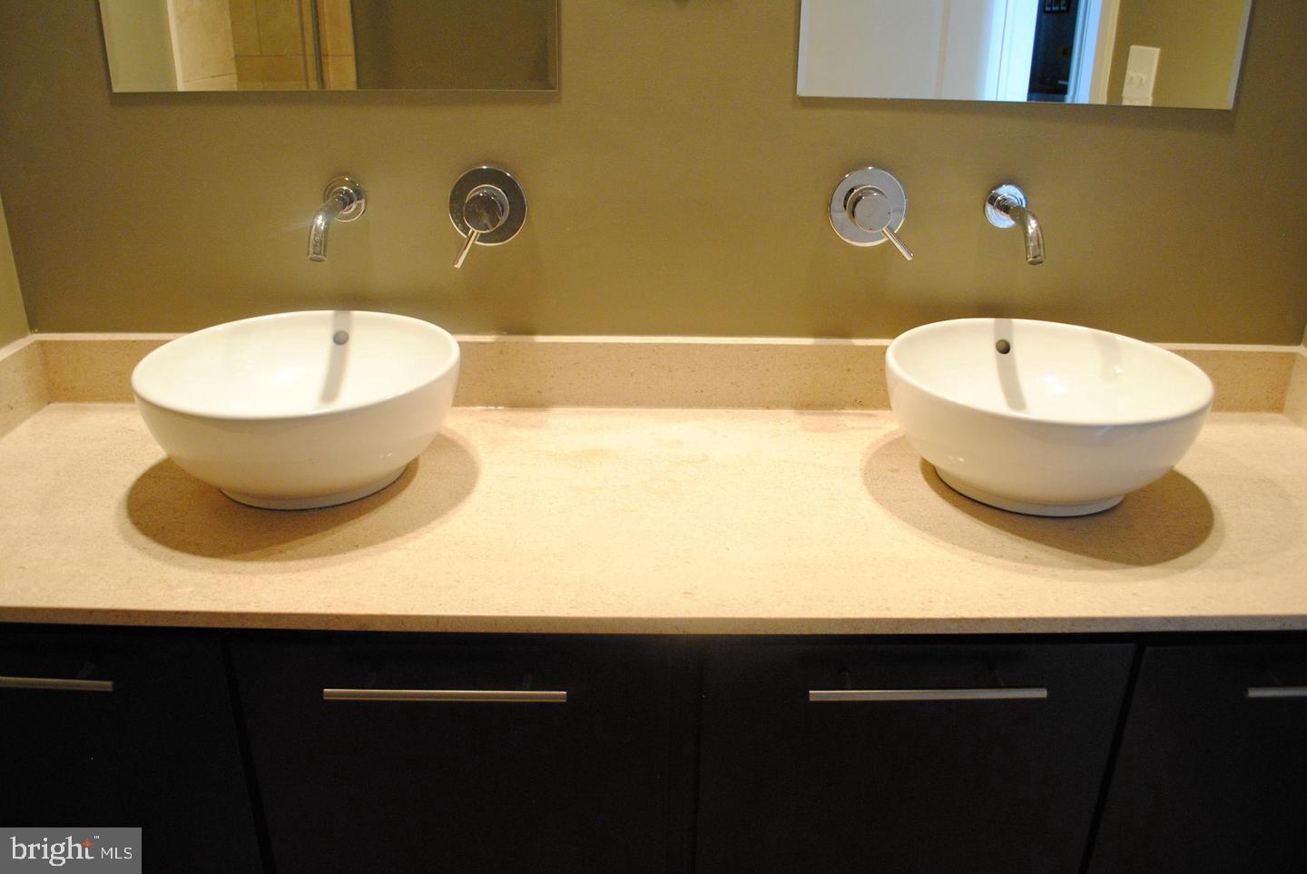 MANAYUNK - Residential Lease