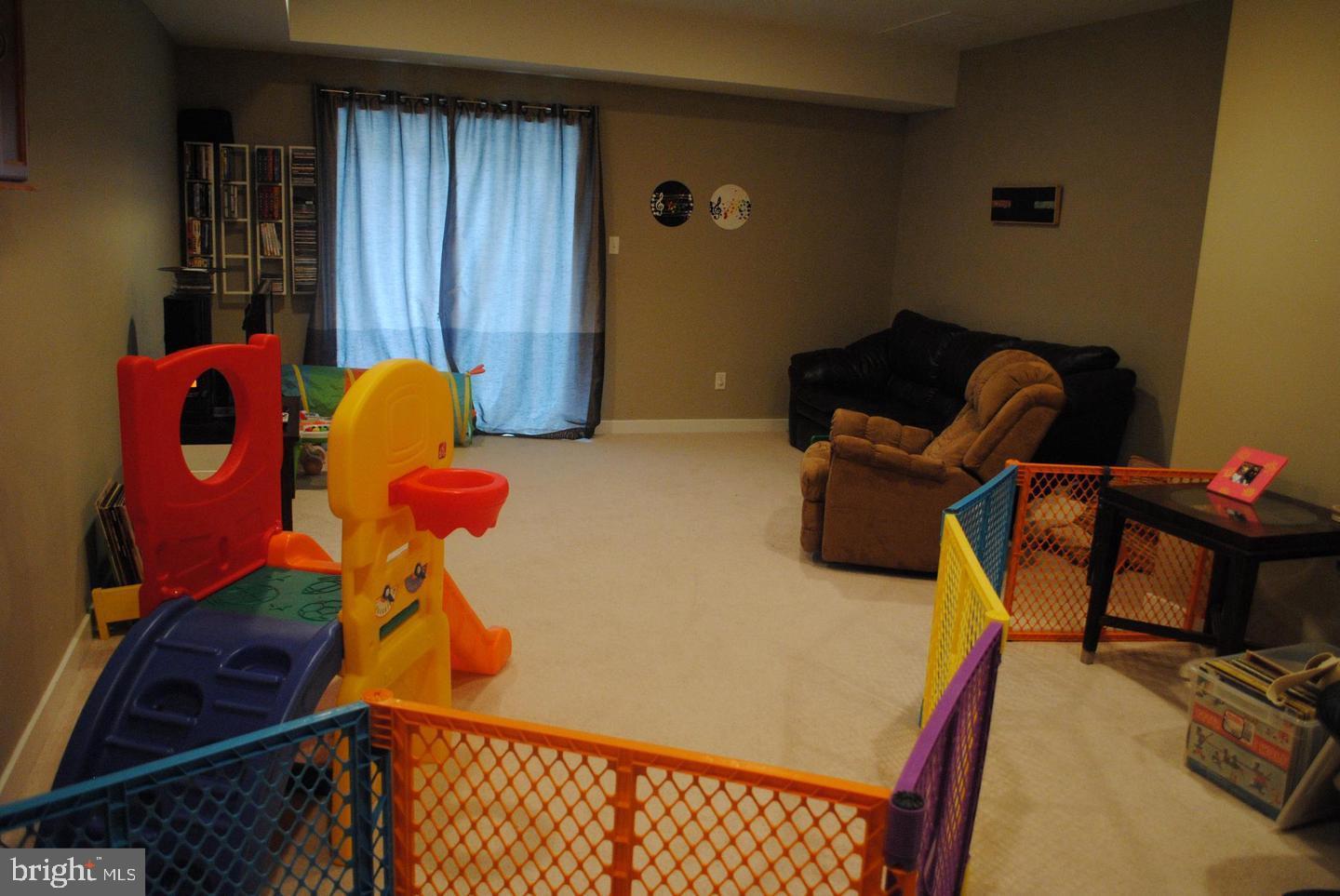 MANAYUNK - Residential Lease