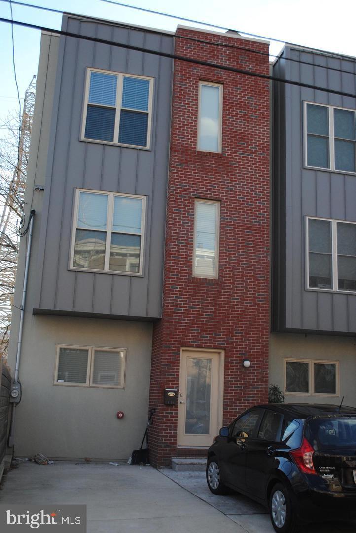 MANAYUNK - Residential Lease