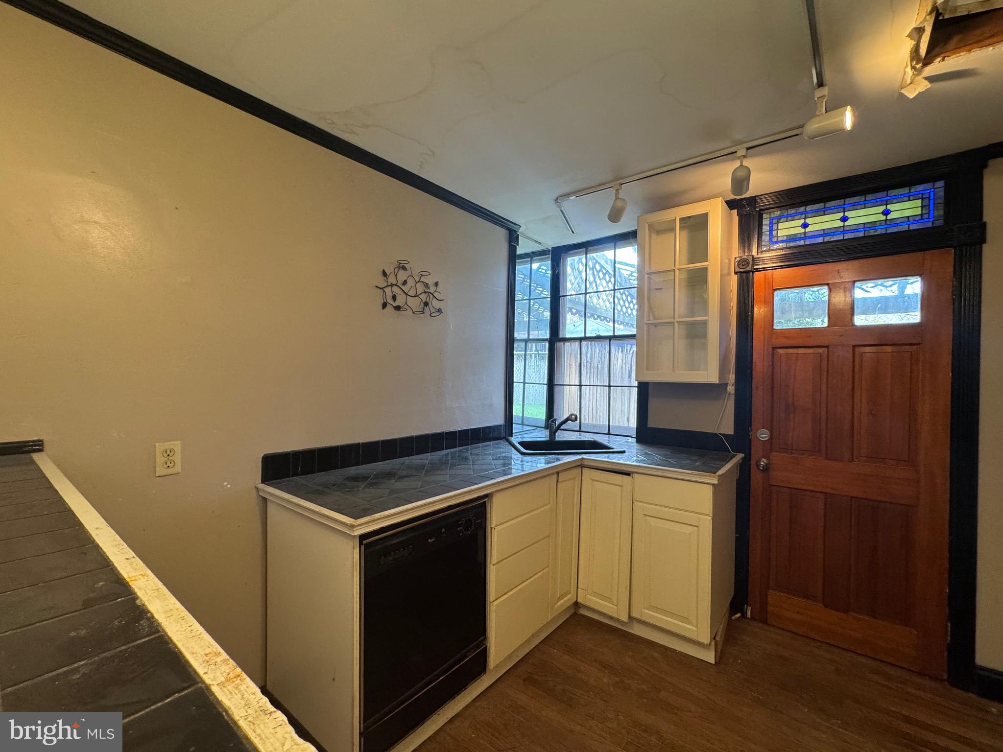 HISTORIC MIDTOWN - Residential