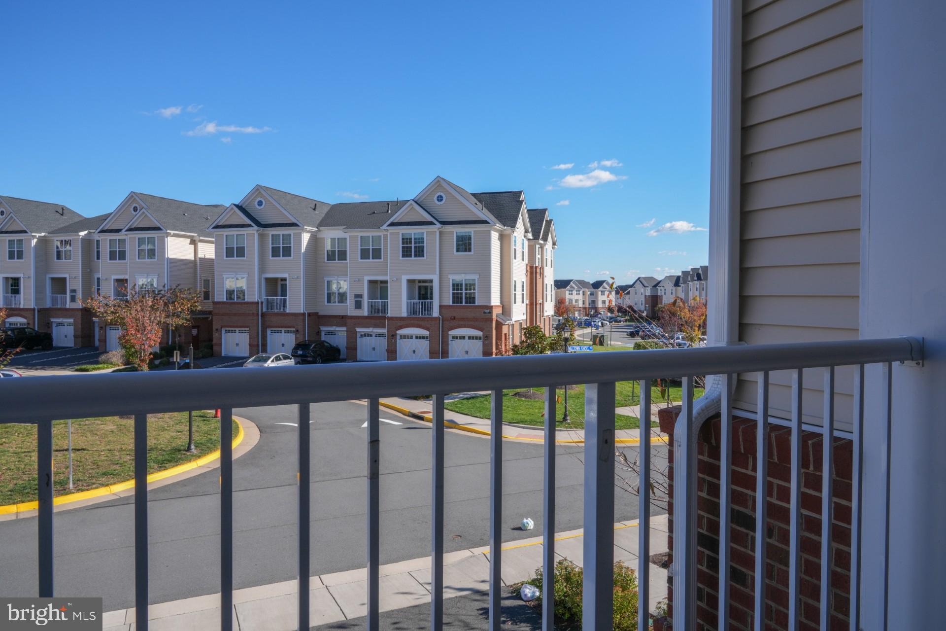 RIDGES AT LOUDOUN VALLEY - Residential
