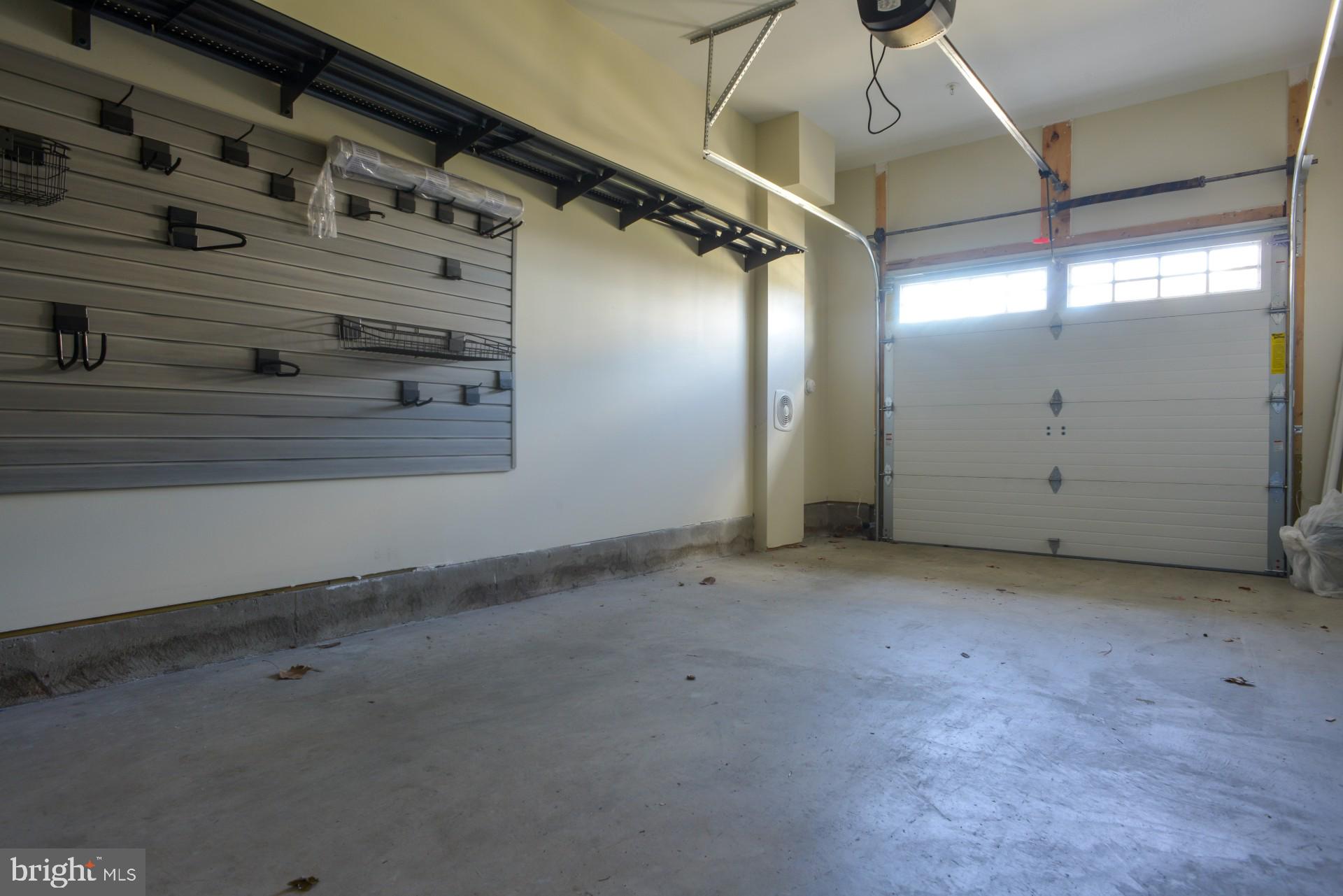 RIDGES AT LOUDOUN VALLEY - Residential