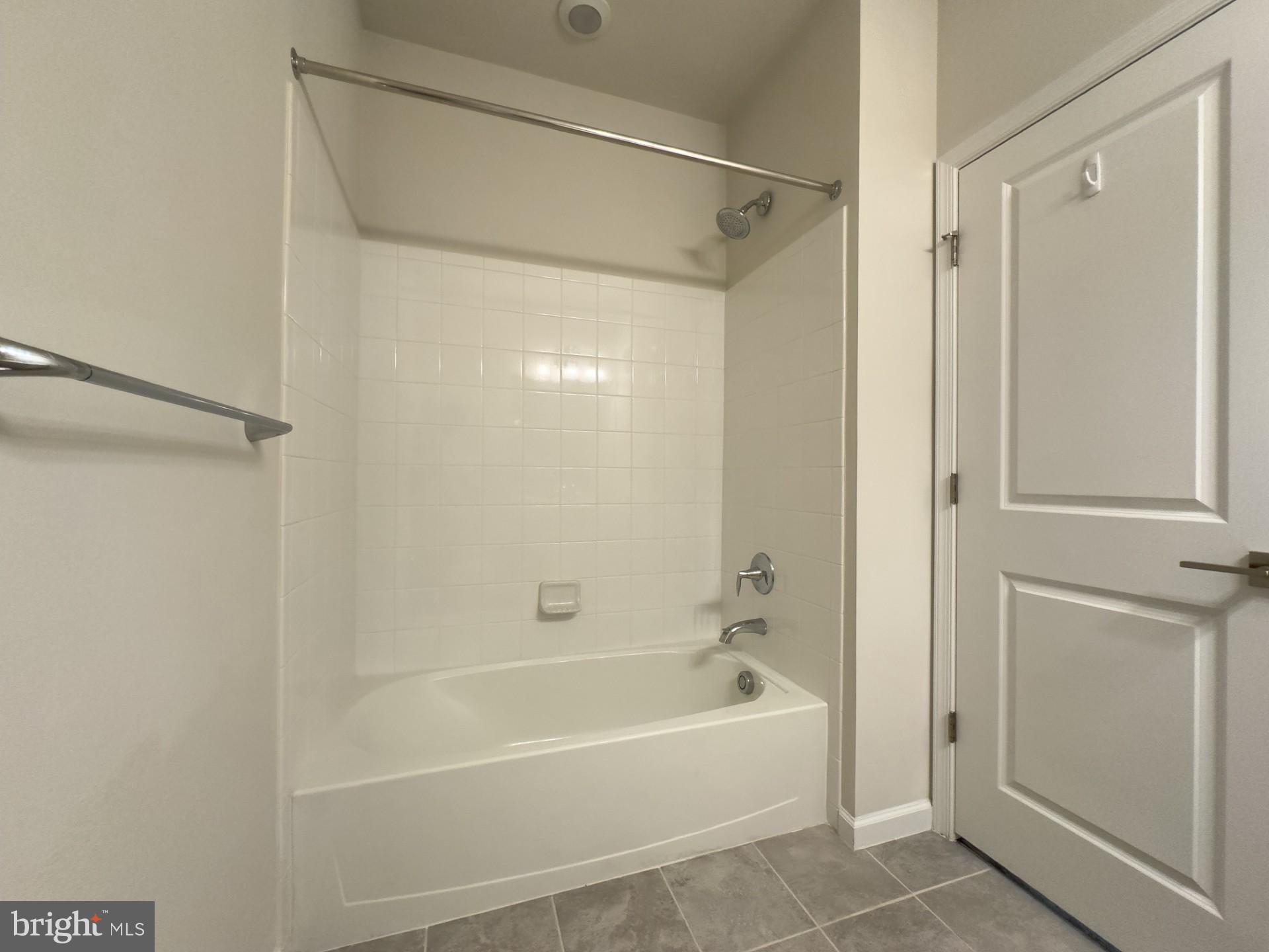 RIDGES AT LOUDOUN VALLEY - Residential