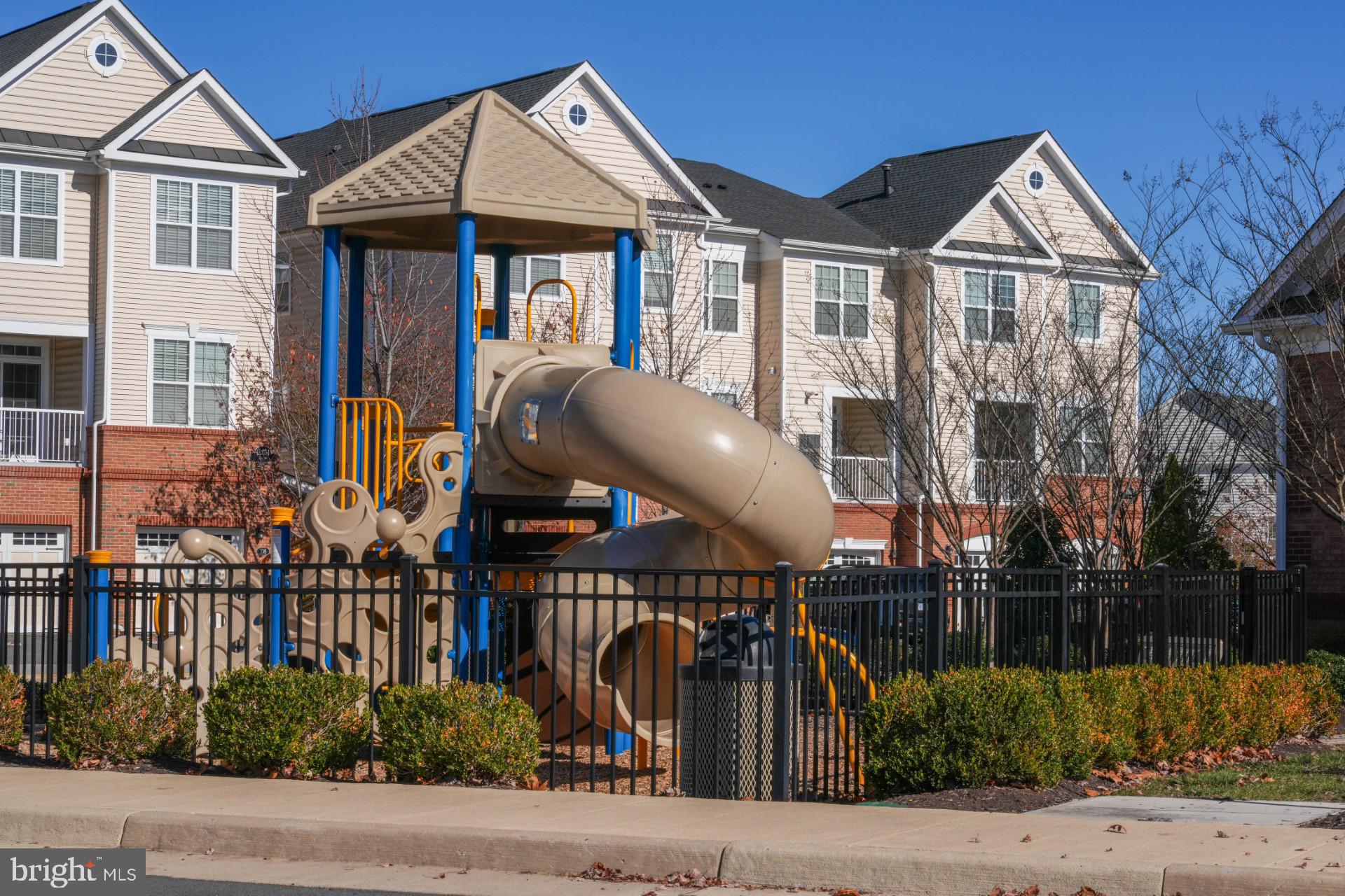 RIDGES AT LOUDOUN VALLEY - Residential