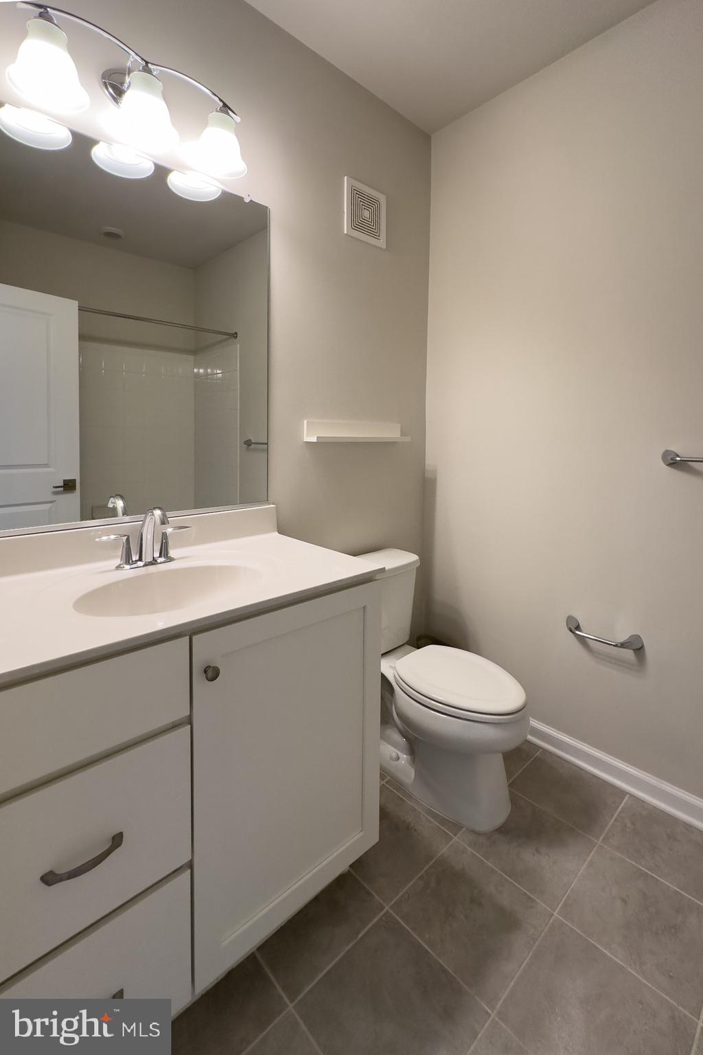 RIDGES AT LOUDOUN VALLEY - Residential