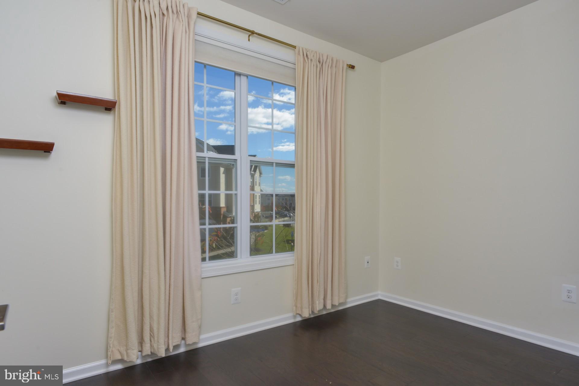 RIDGES AT LOUDOUN VALLEY - Residential