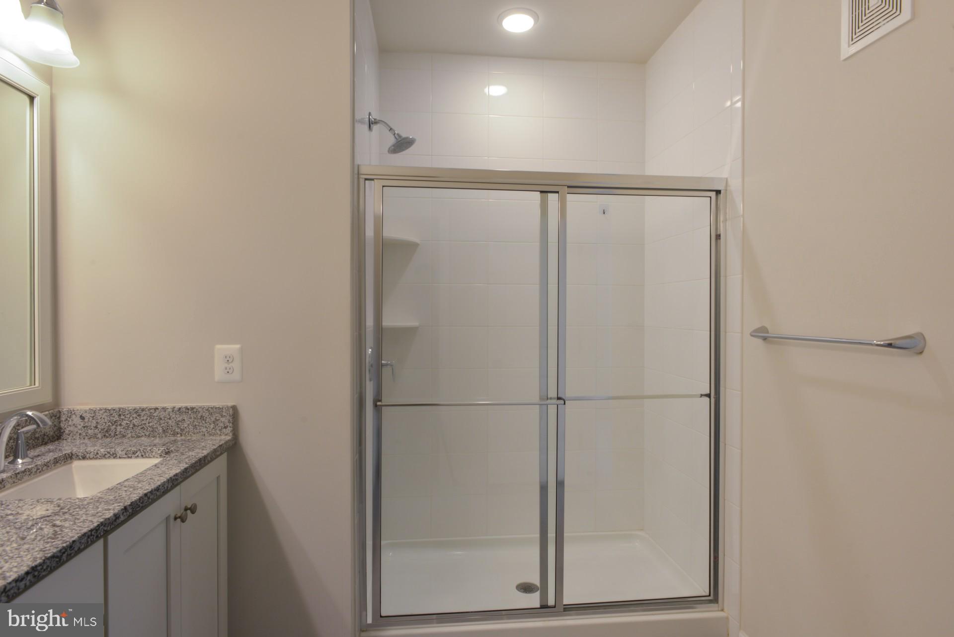 RIDGES AT LOUDOUN VALLEY - Residential