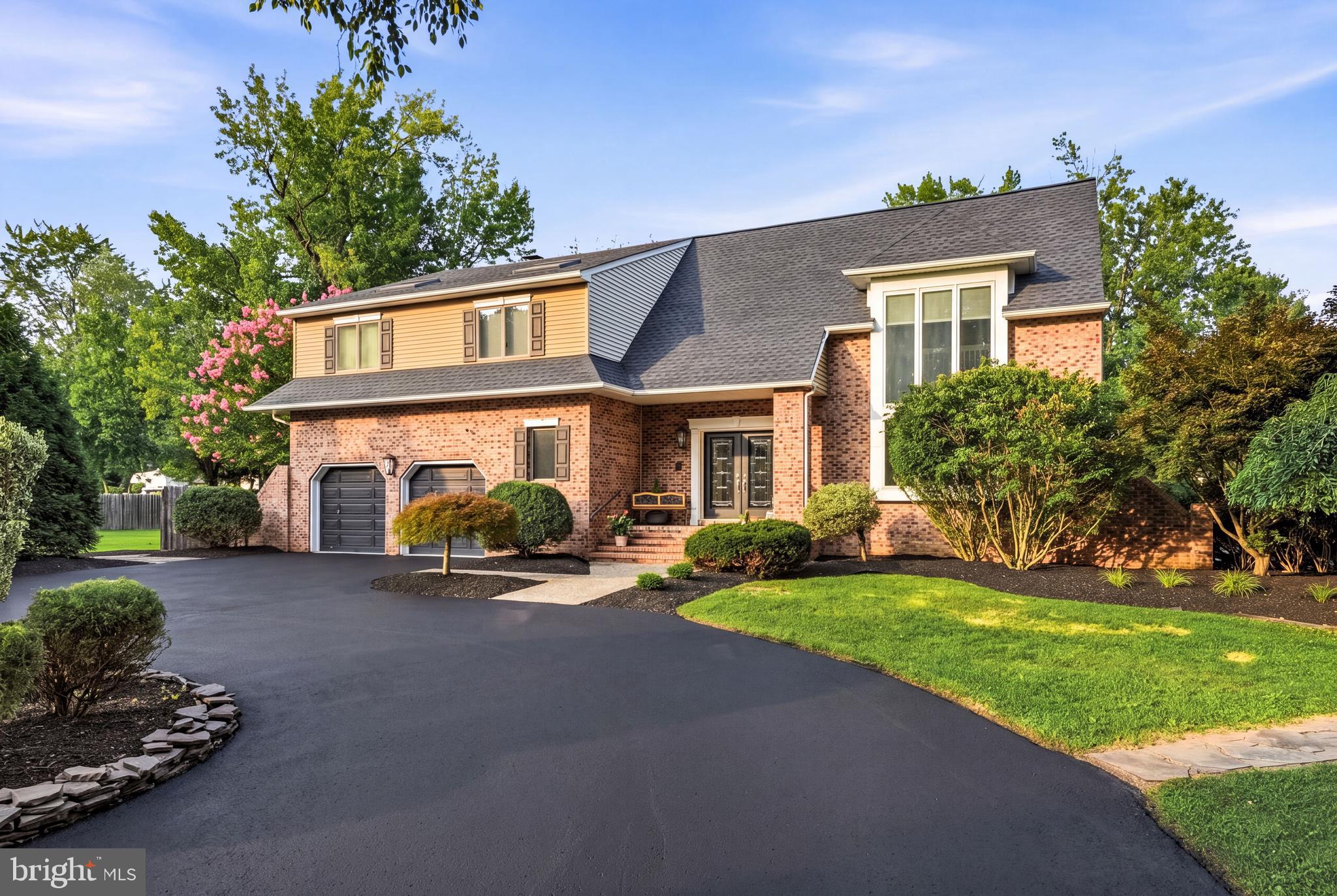 276 GREENTREE ROAD