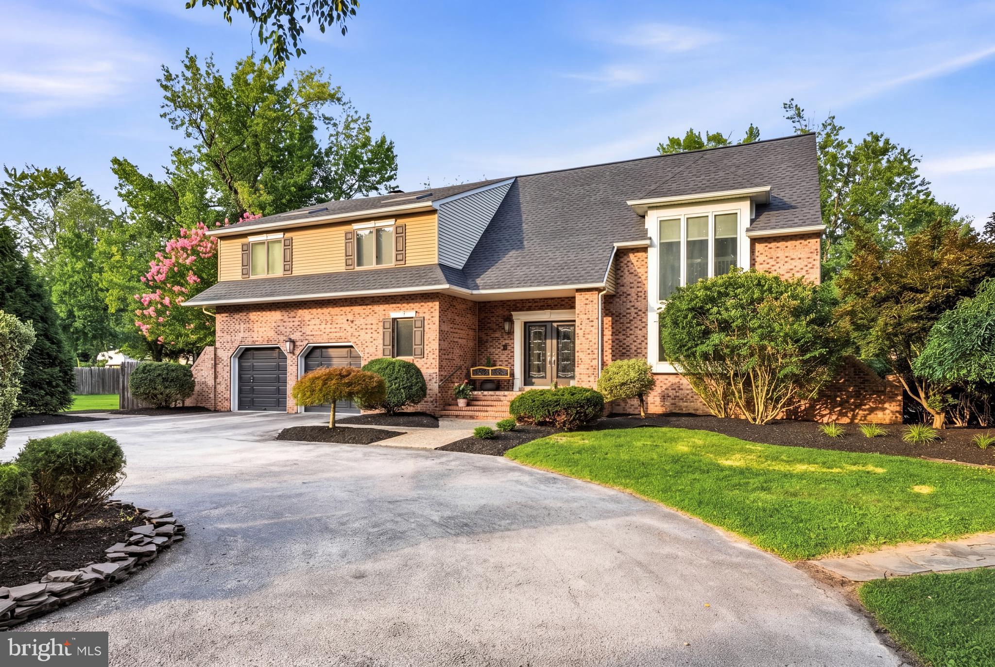 276 GREENTREE ROAD