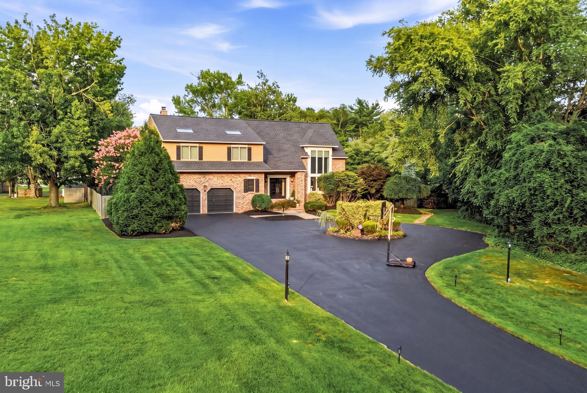 276 GREENTREE ROAD