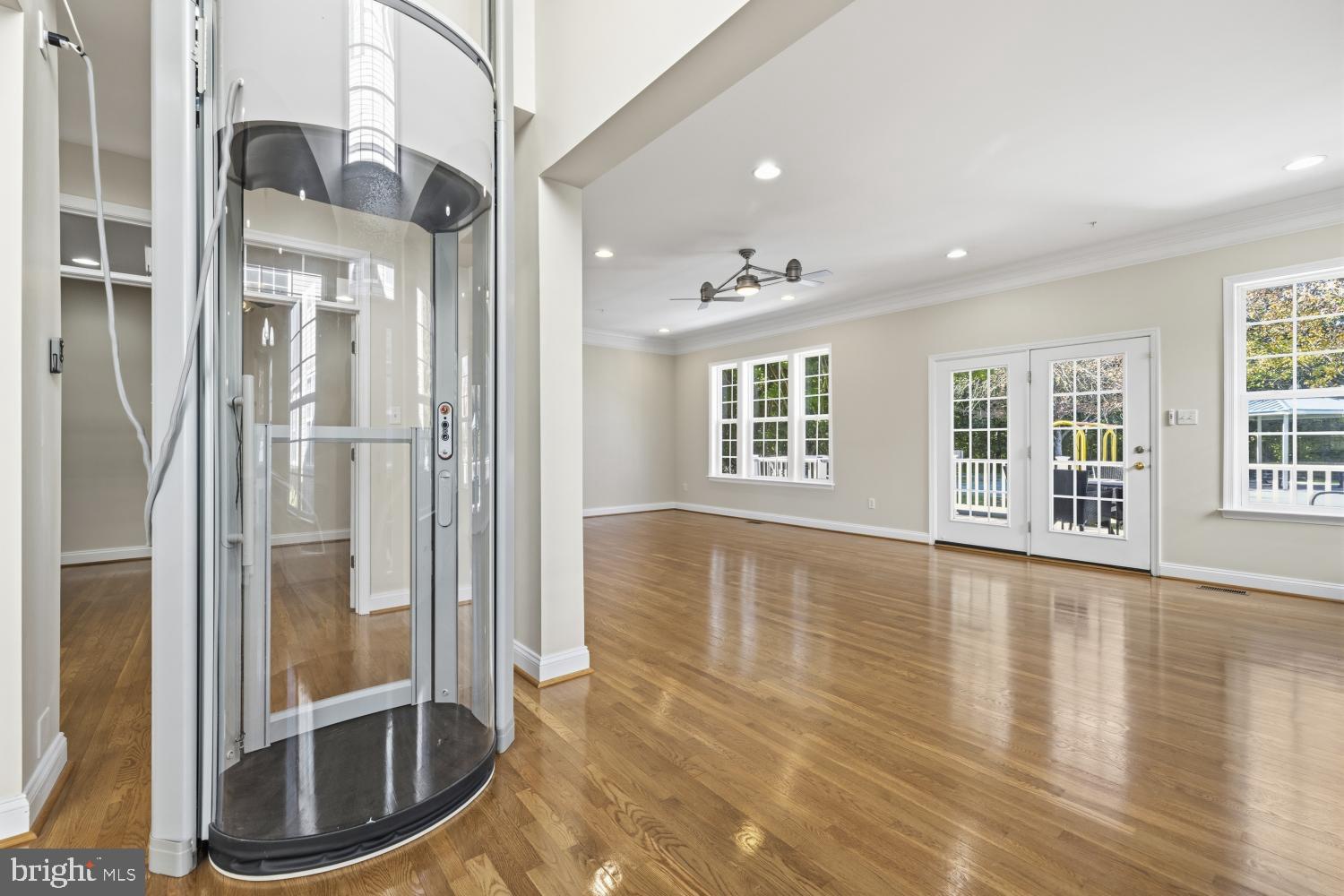 7666 PORCELAIN TILE COURT