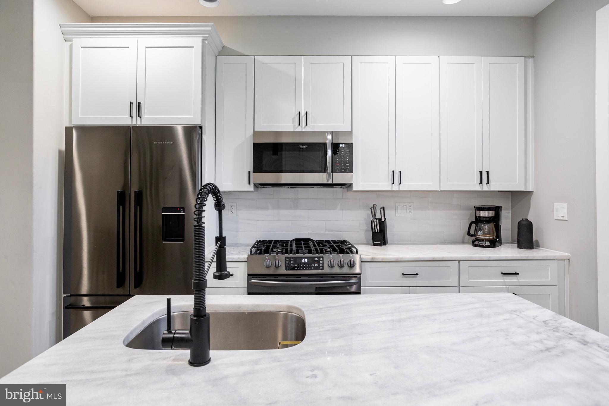 WEST KENSINGTON - Residential