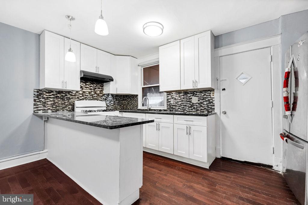 STONEHURST - Residential