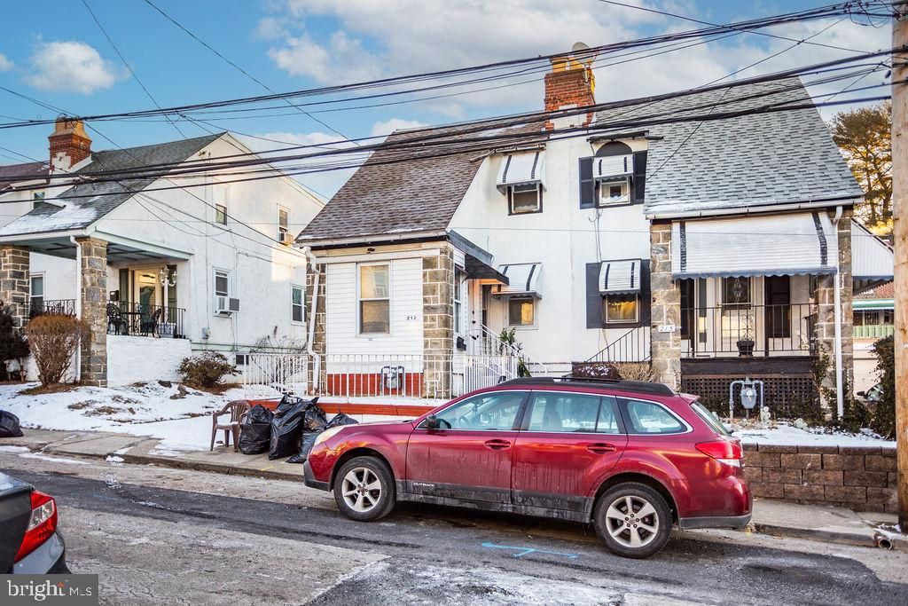 Photo of 213 Heather Road, UPPER DARBY, PA 19082 (MLS # PADE2106688)