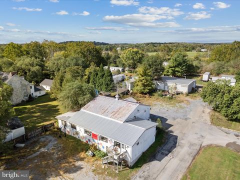 Photo of 9638 Winchester Avenue, BUNKER HILL, WV 25413 (MLS # WVBE2044744)