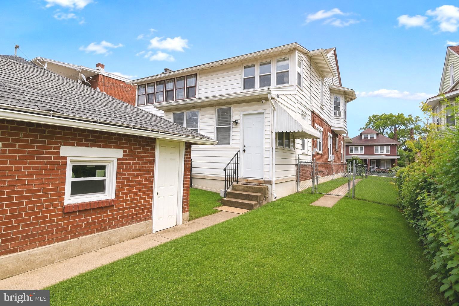 2012 BELLEVUE ROAD
