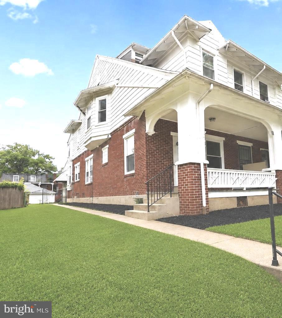 2012 BELLEVUE ROAD