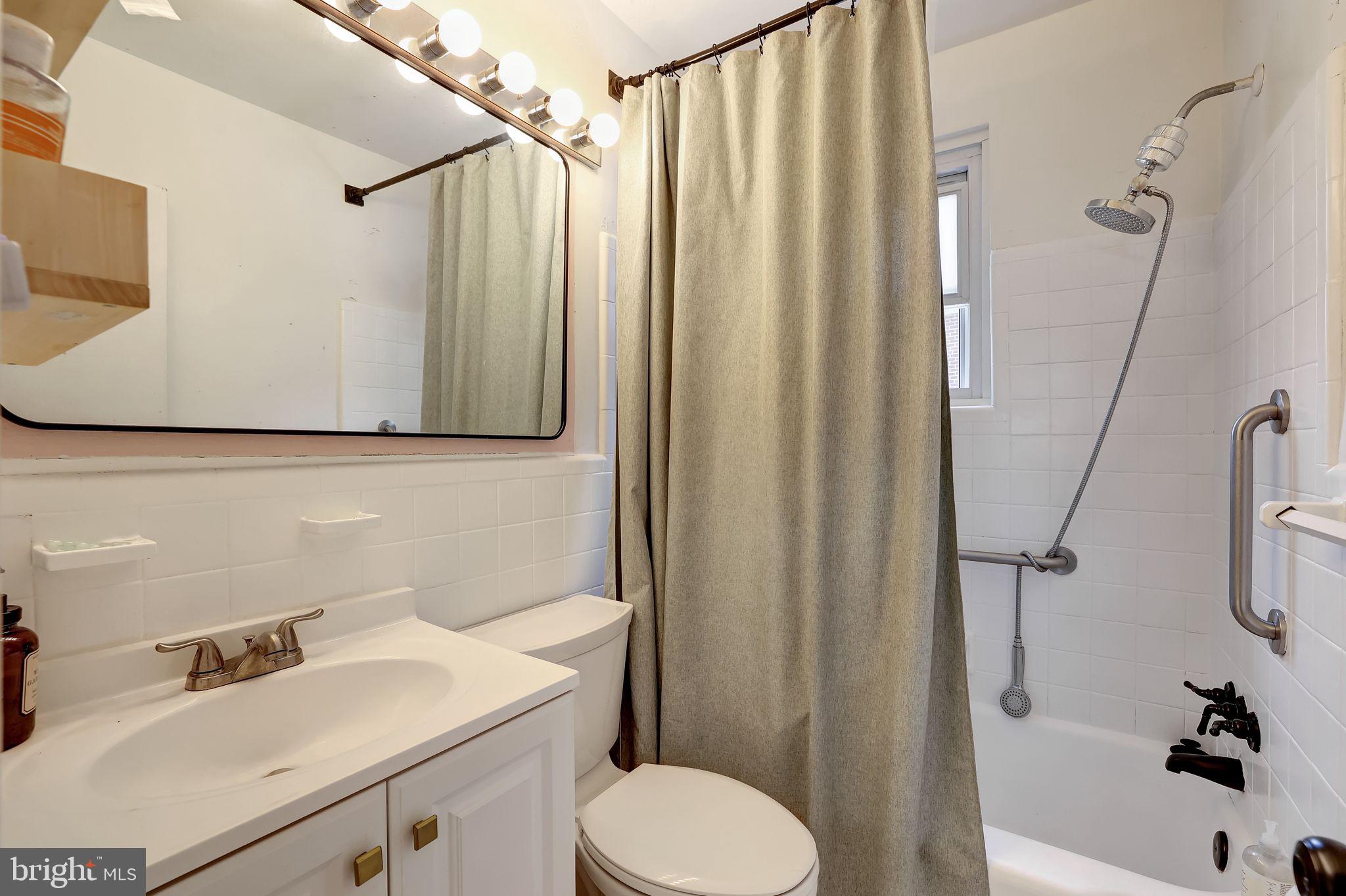 CARROLL SPRINGS - Residential Lease