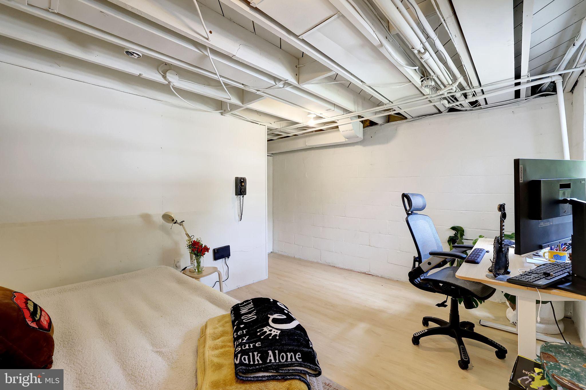 CARROLL SPRINGS - Residential Lease